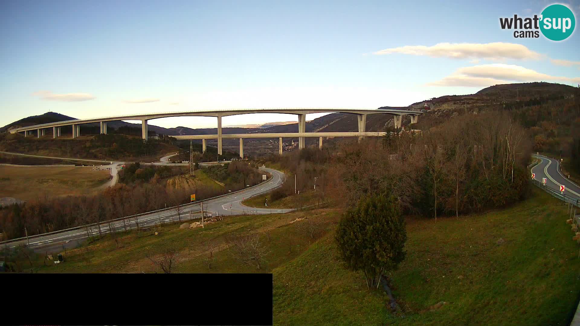 Livecam  Črni Kal Viadotto – panorama dal Viki Burger