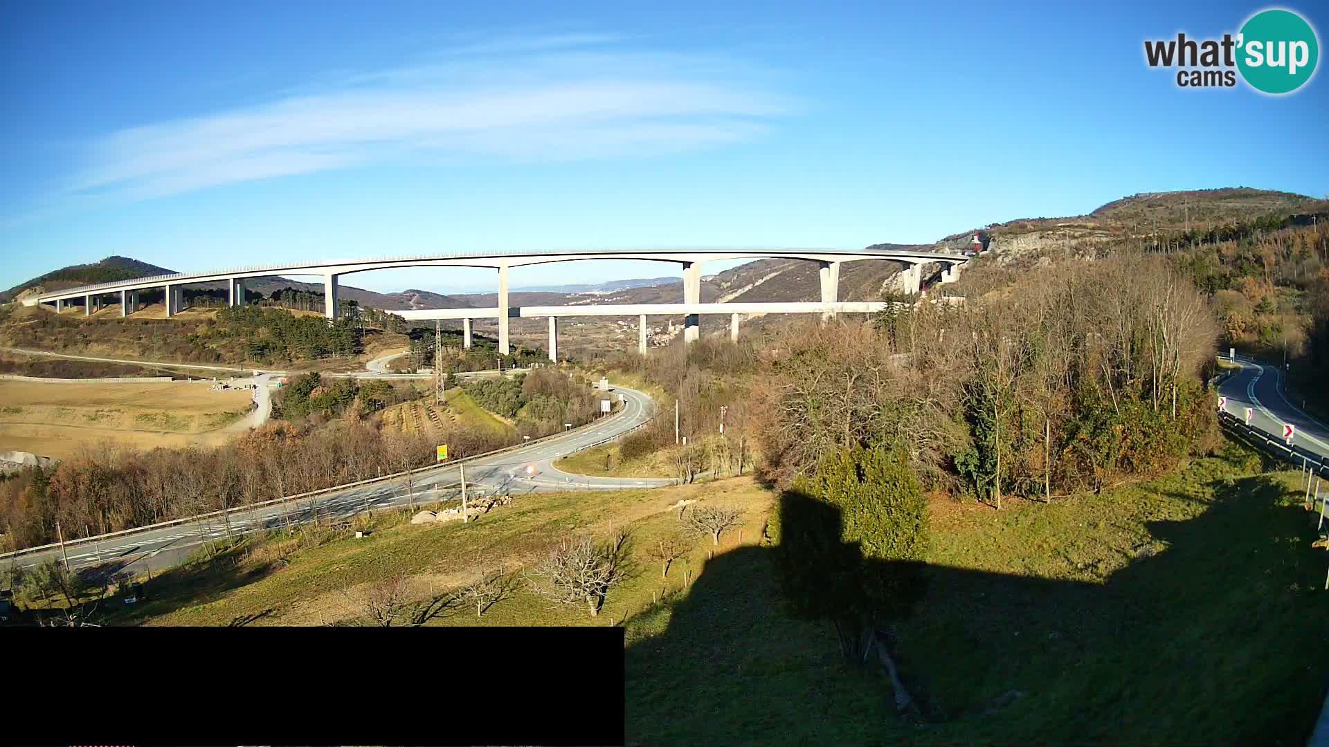 Webcam Črni Kal Viaduct – view from Viki Burger