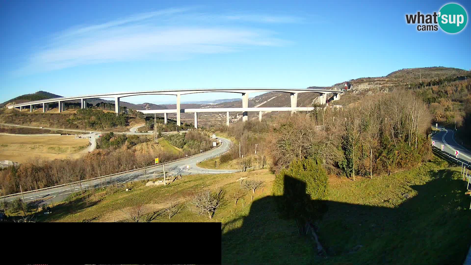 Webcam Črni Kal Viaduct – view from Viki Burger