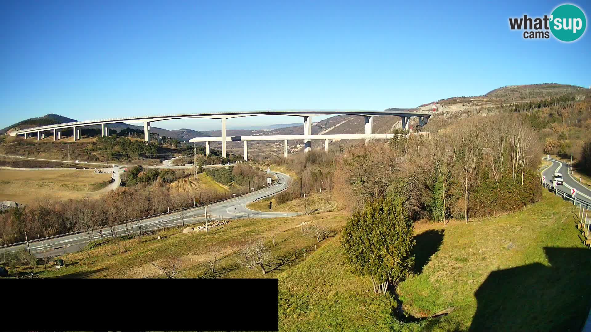 Live cam Črni Kal Viaduc – Viki Burger