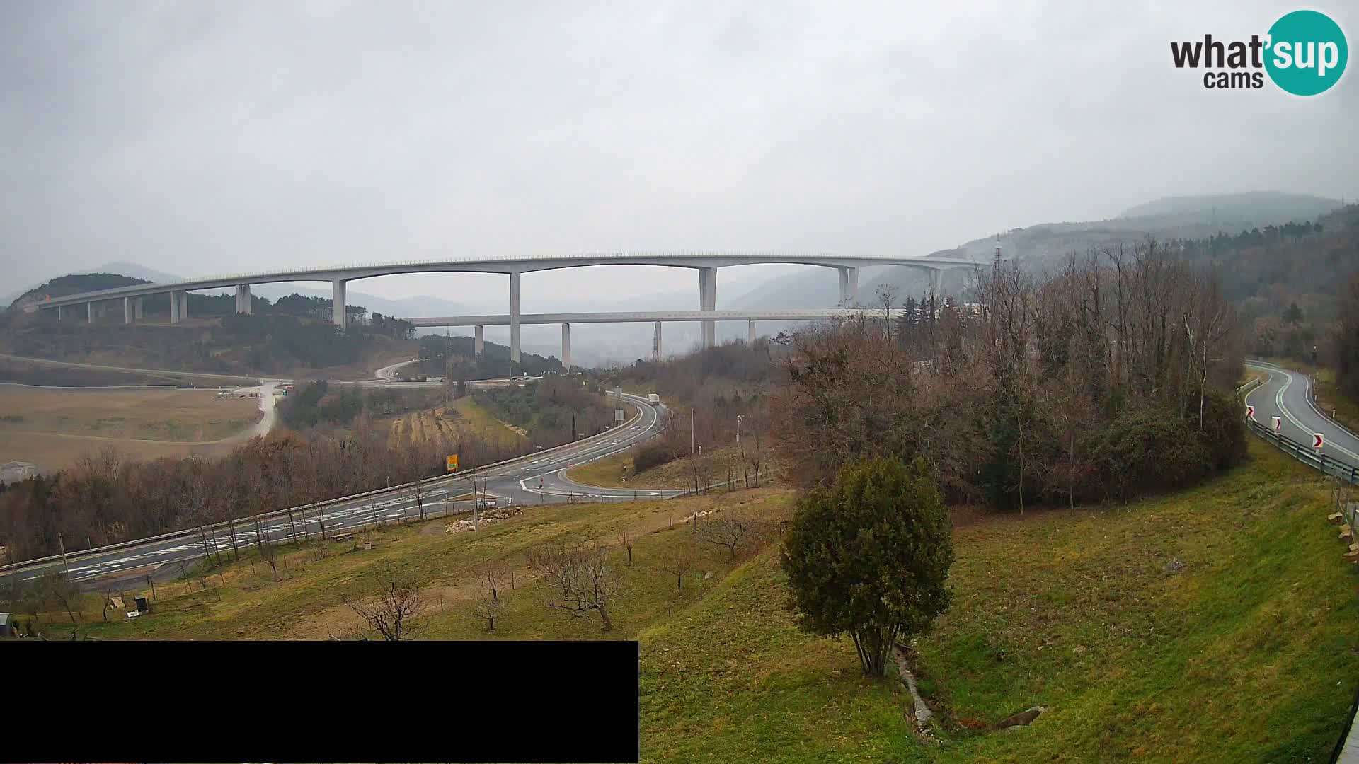 Live cam Črni Kal Viaduc – Viki Burger