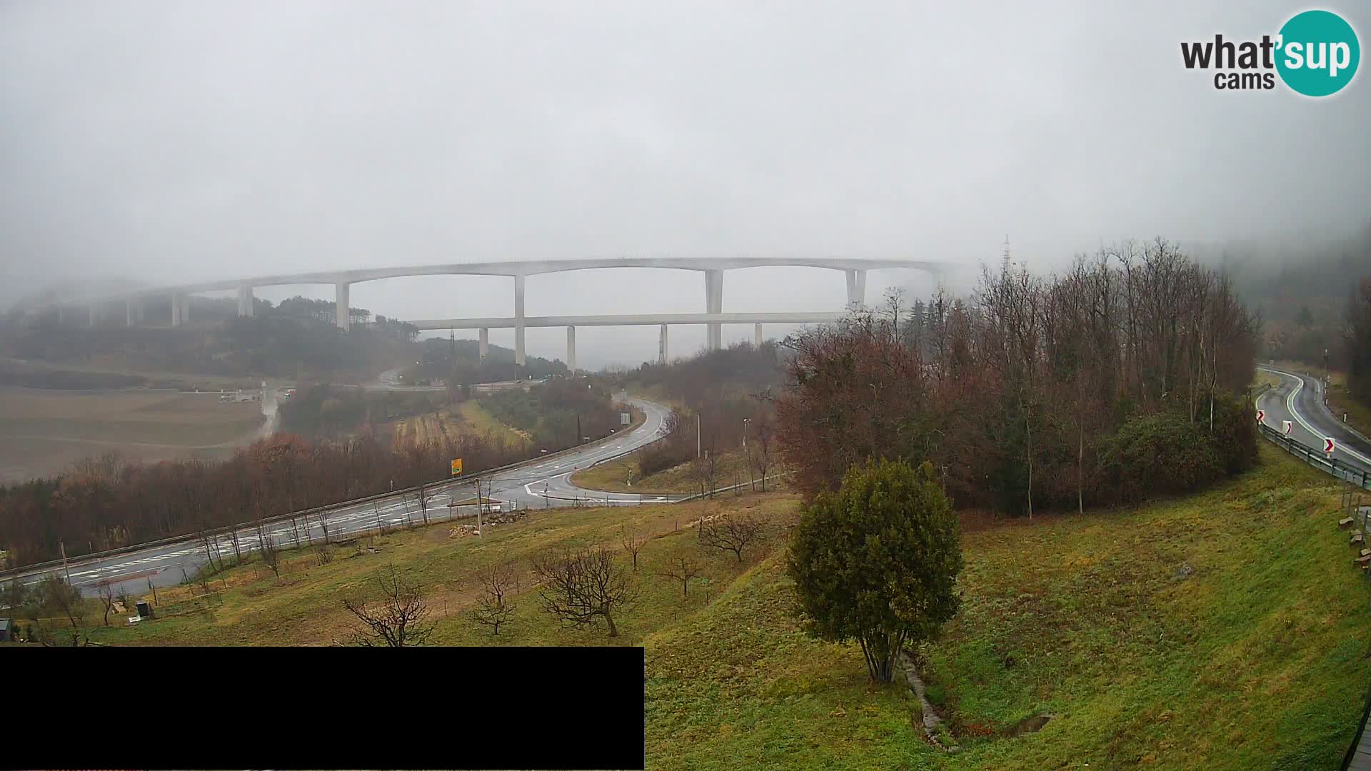 Webcam Črni Kal Viaduct – view from Viki Burger