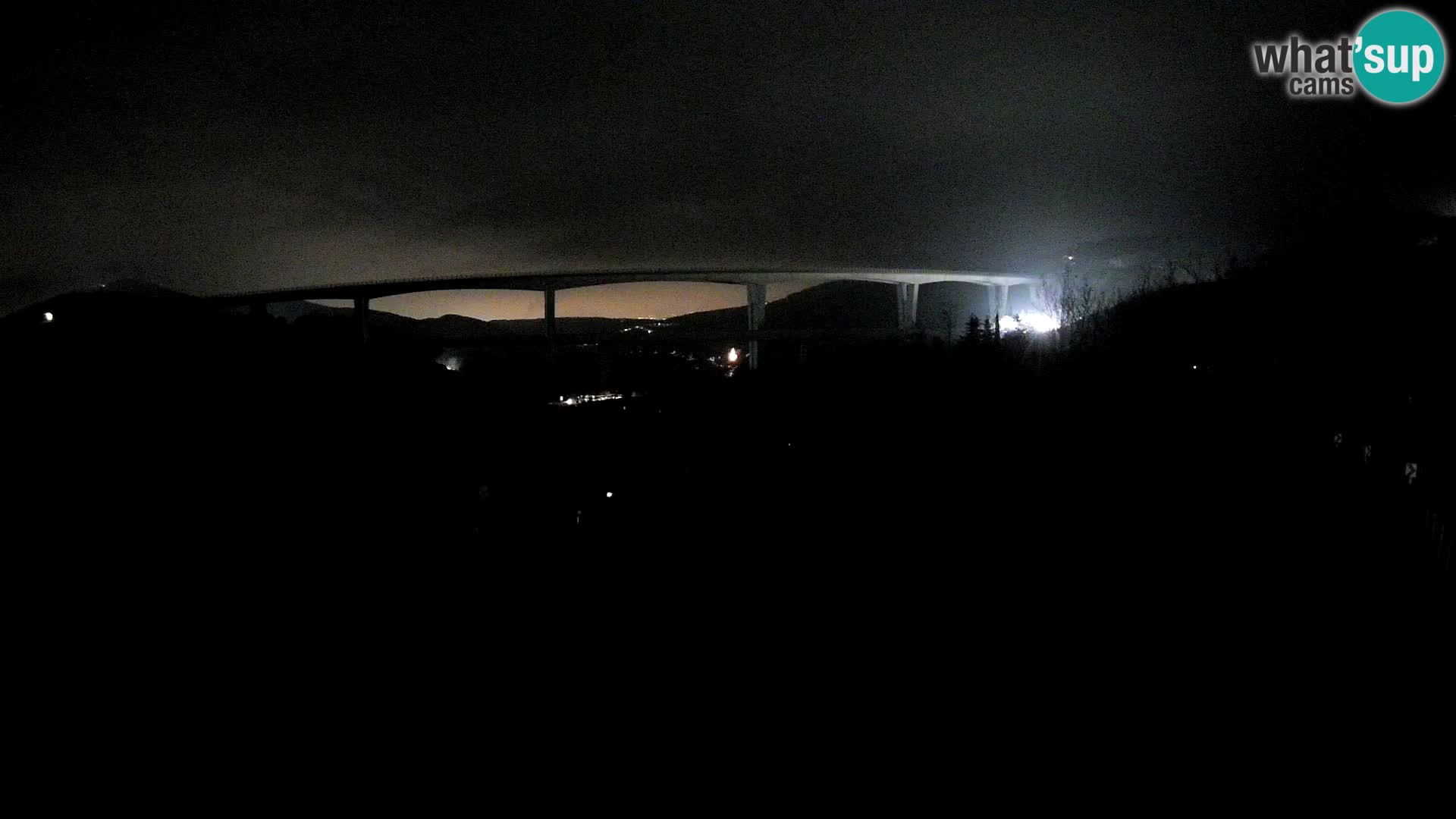 Webcam Črni Kal Viaduct – view from Viki Burger