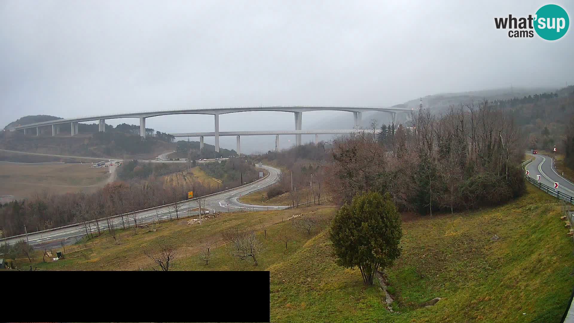 Live cam Črni Kal Viaduc – Viki Burger