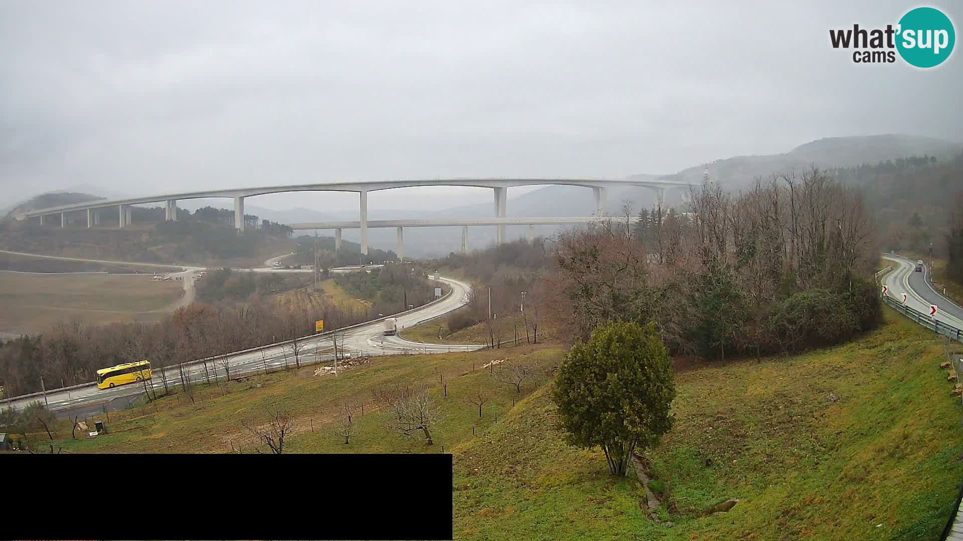 Live cam Črni Kal Viaduc – Viki Burger