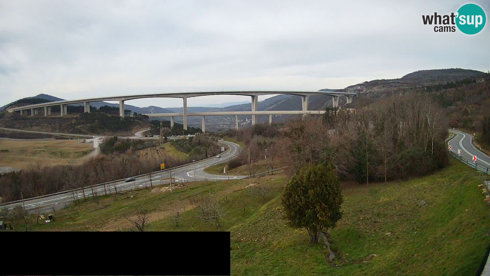 Live cam Črni Kal Viaduc – Viki Burger