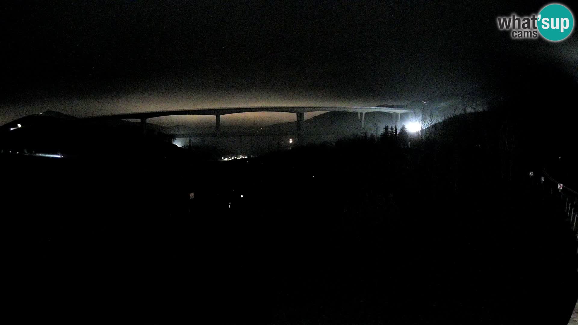 Webcam Črni Kal Viaduct – view from Viki Burger