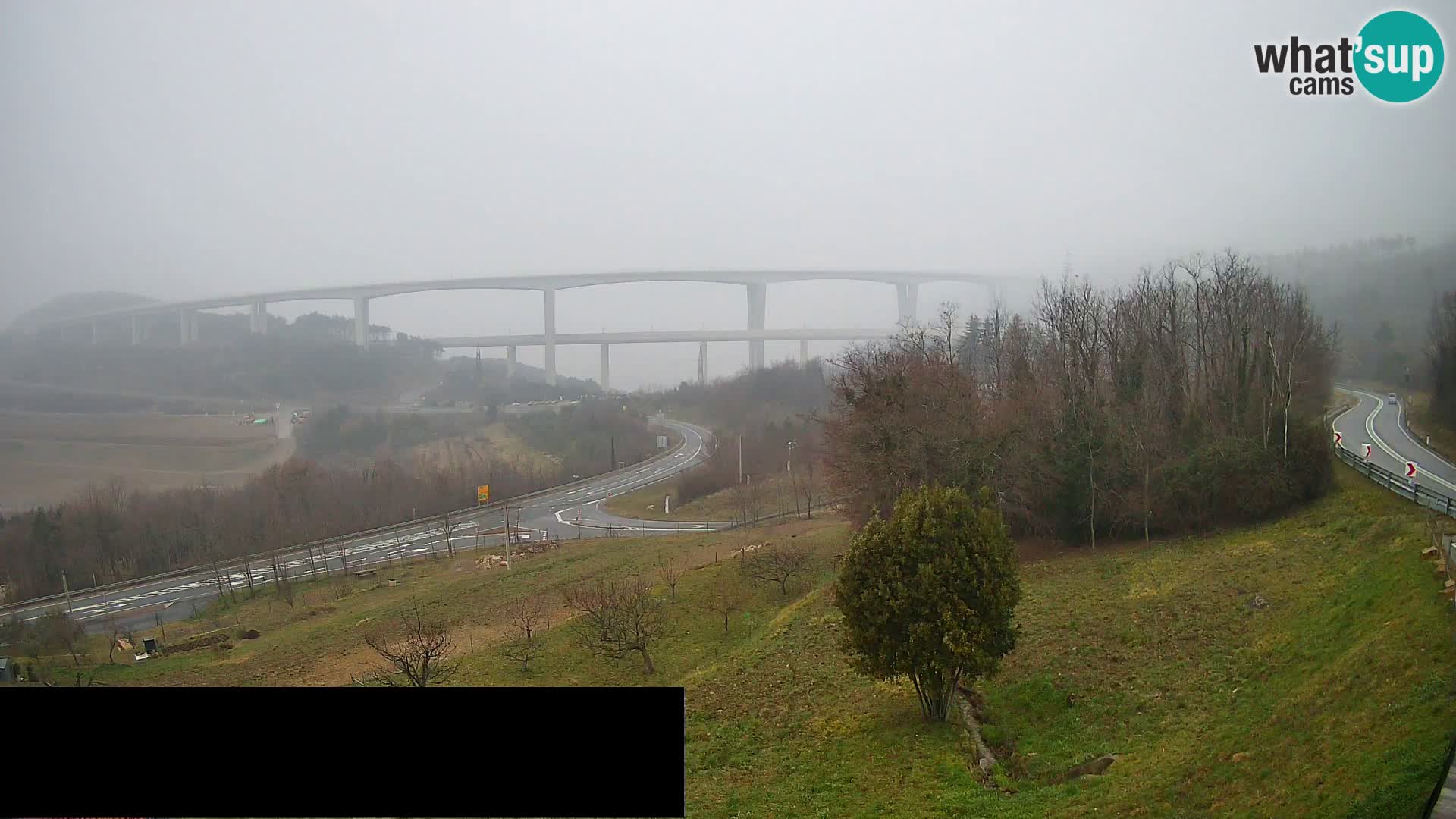 Live cam Črni Kal Viaduc – Viki Burger