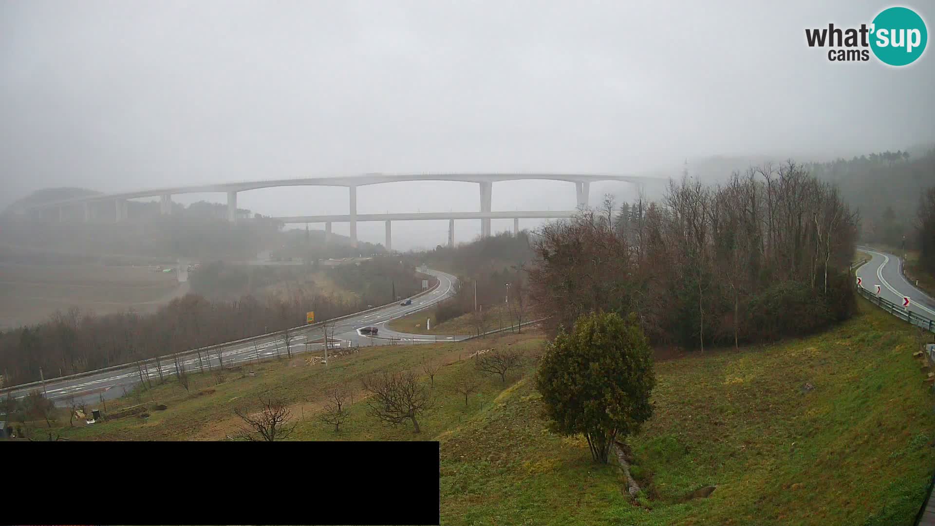 Live cam Črni Kal Viaduc – Viki Burger