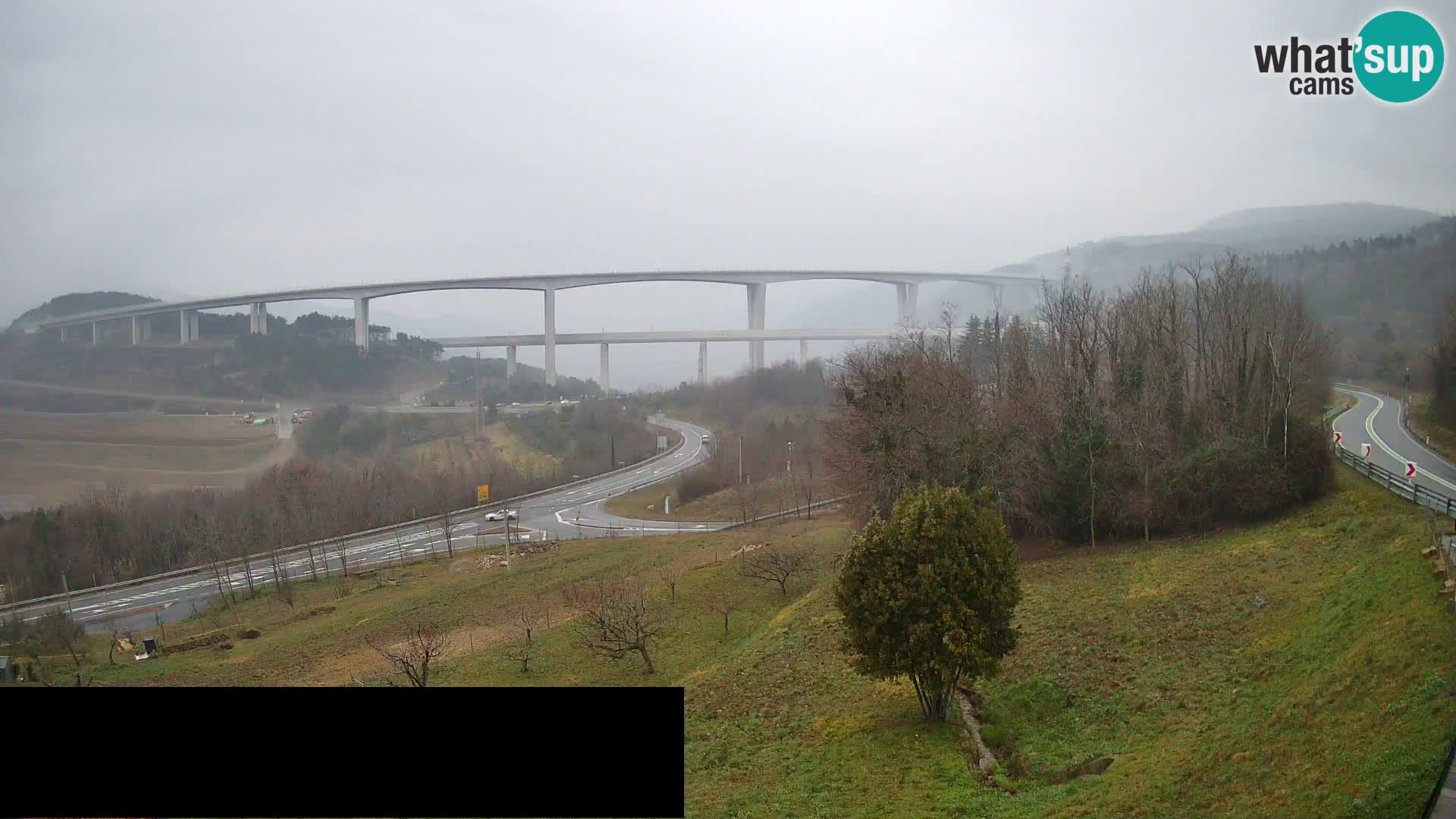 Webcam Črni Kal Viaduct – view from Viki Burger