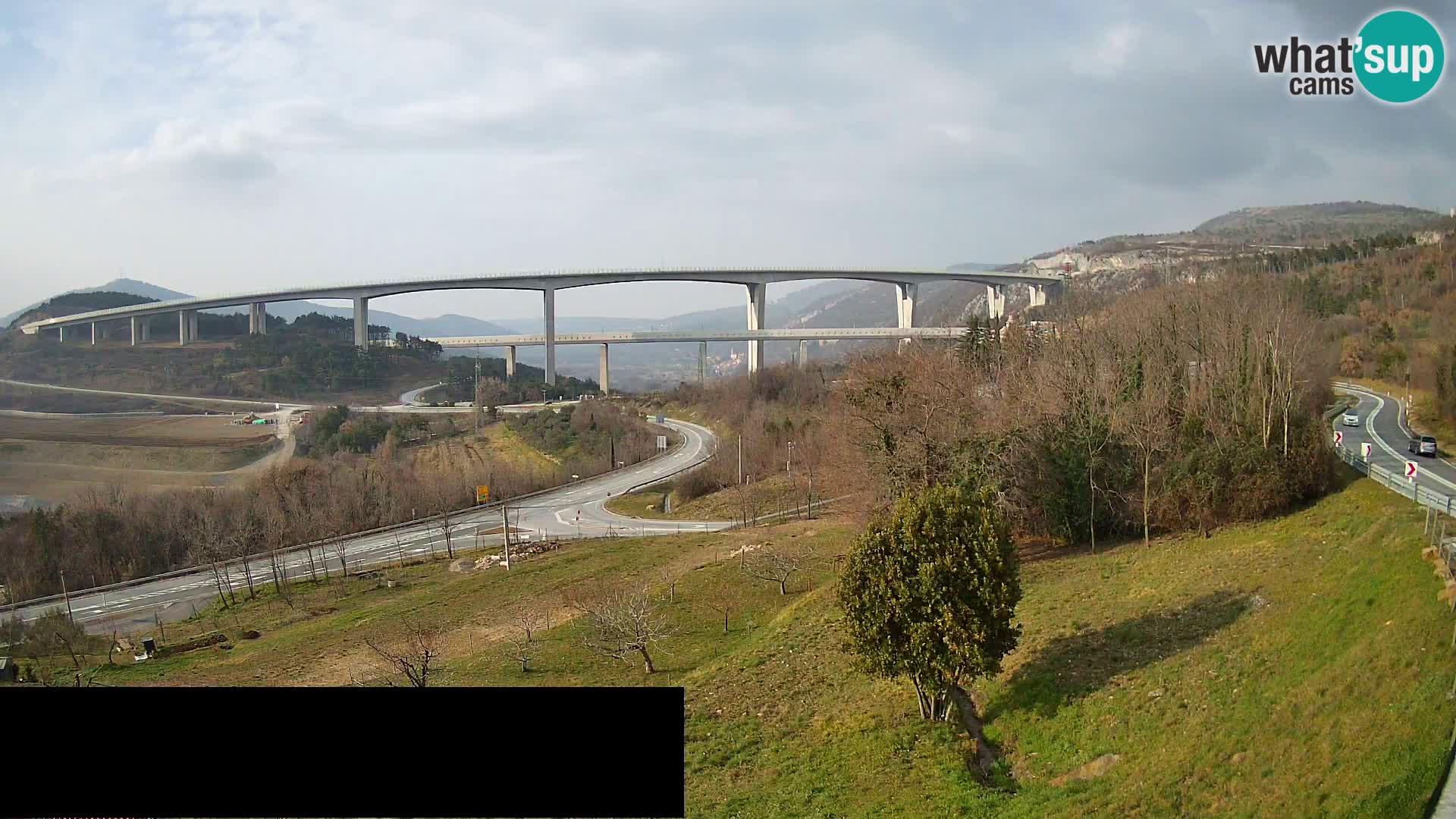 Live cam Črni Kal Viaduc – Viki Burger