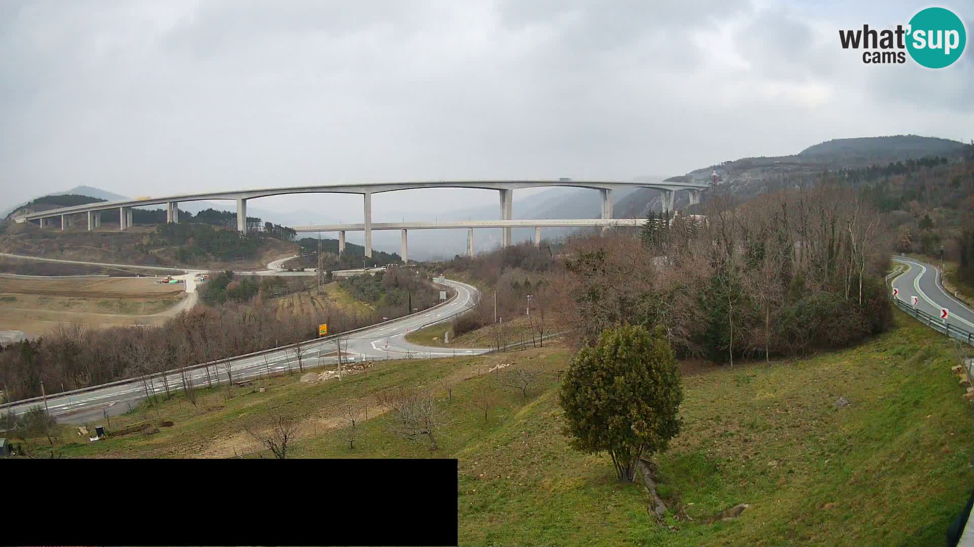 Livecam  Črni Kal Viadotto – panorama dal Viki Burger