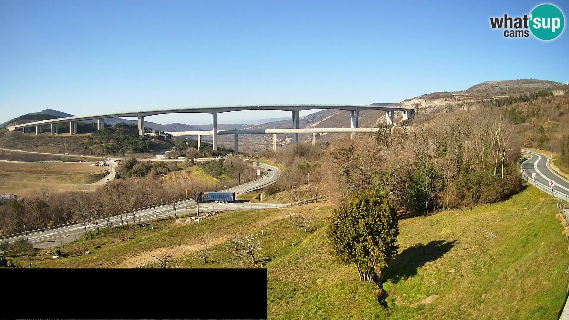 Webcam Črni Kal Viadukt – Viki Burger