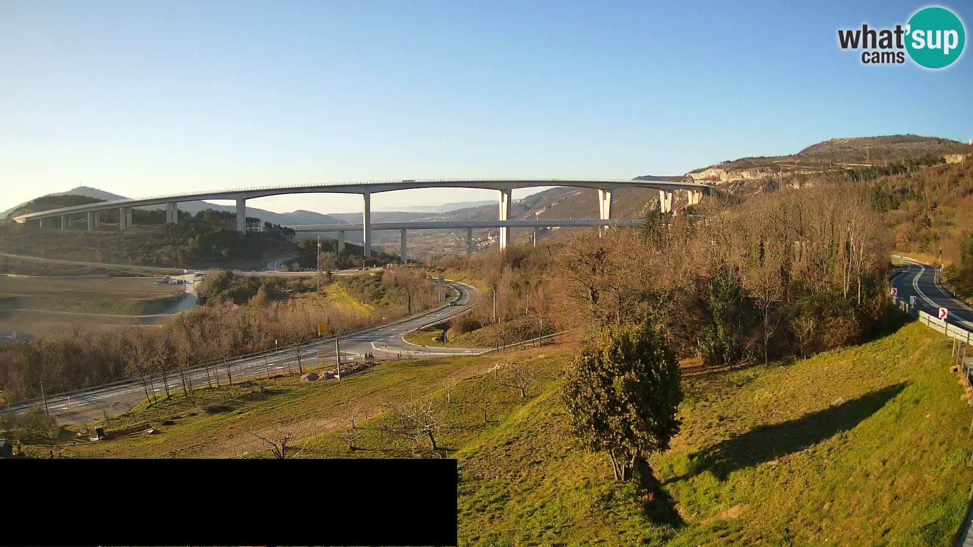 Live cam Črni Kal Viaduc – Viki Burger