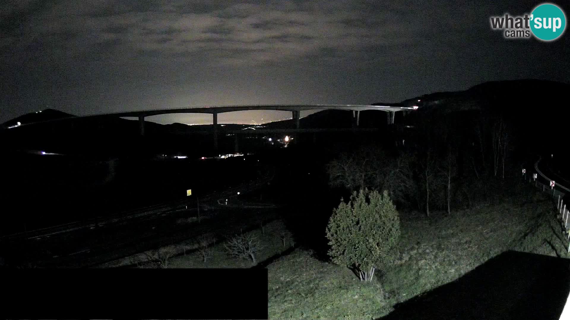 Livecam  Črni Kal Viadotto – panorama dal Viki Burger