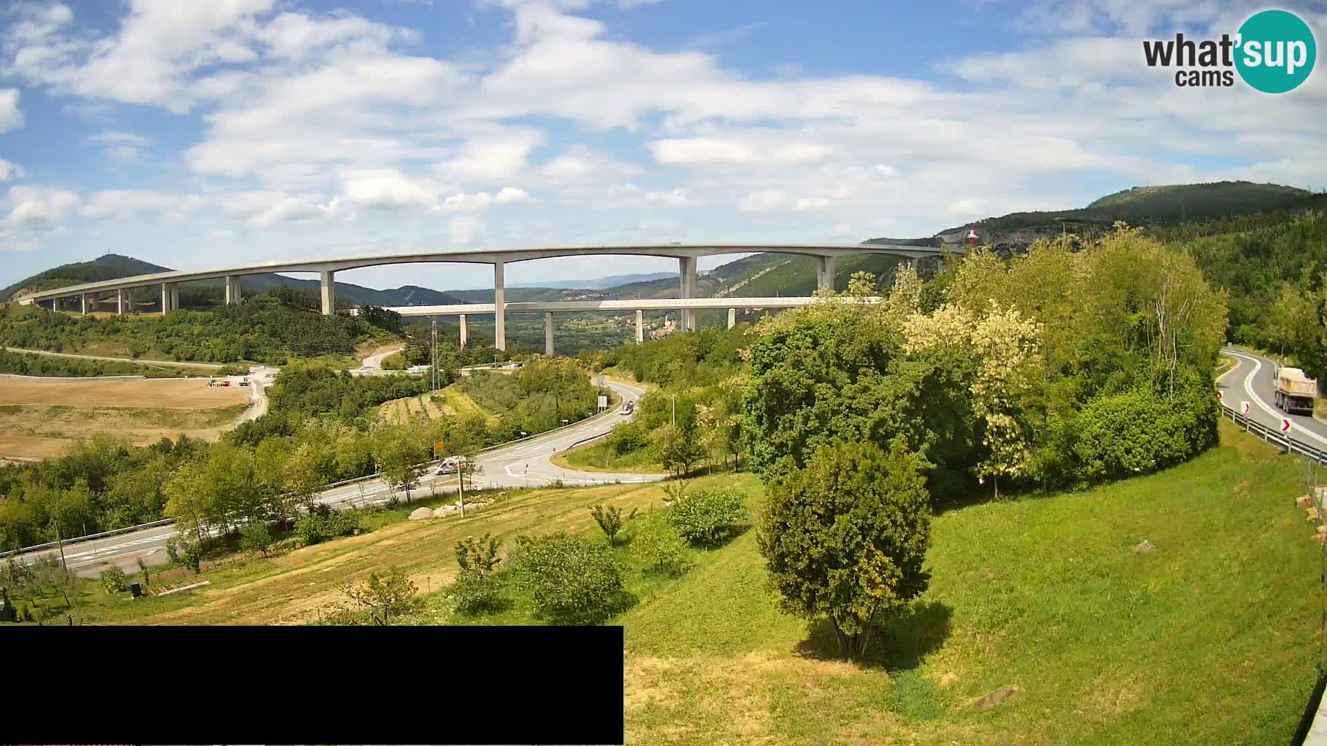 Webcam Črni Kal Viadukt – Viki Burger