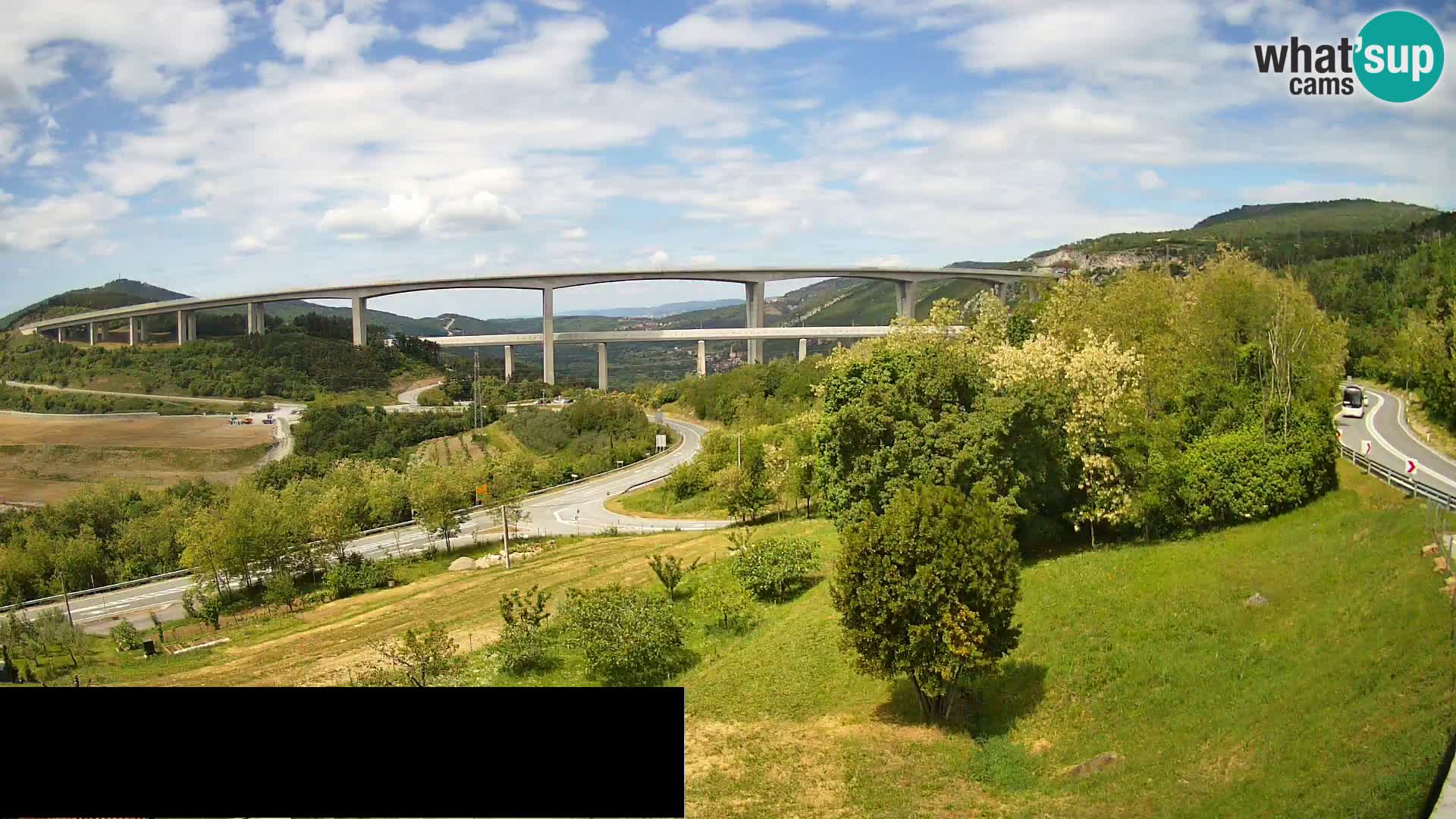 Webcam Črni Kal Viaduct – view from Viki Burger