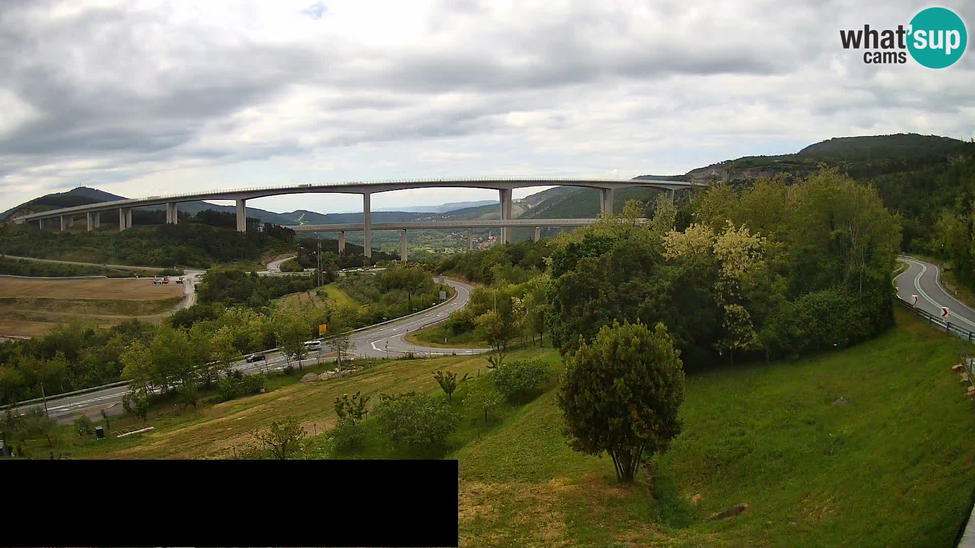 Webcam Črni Kal Viadukt – Viki Burger