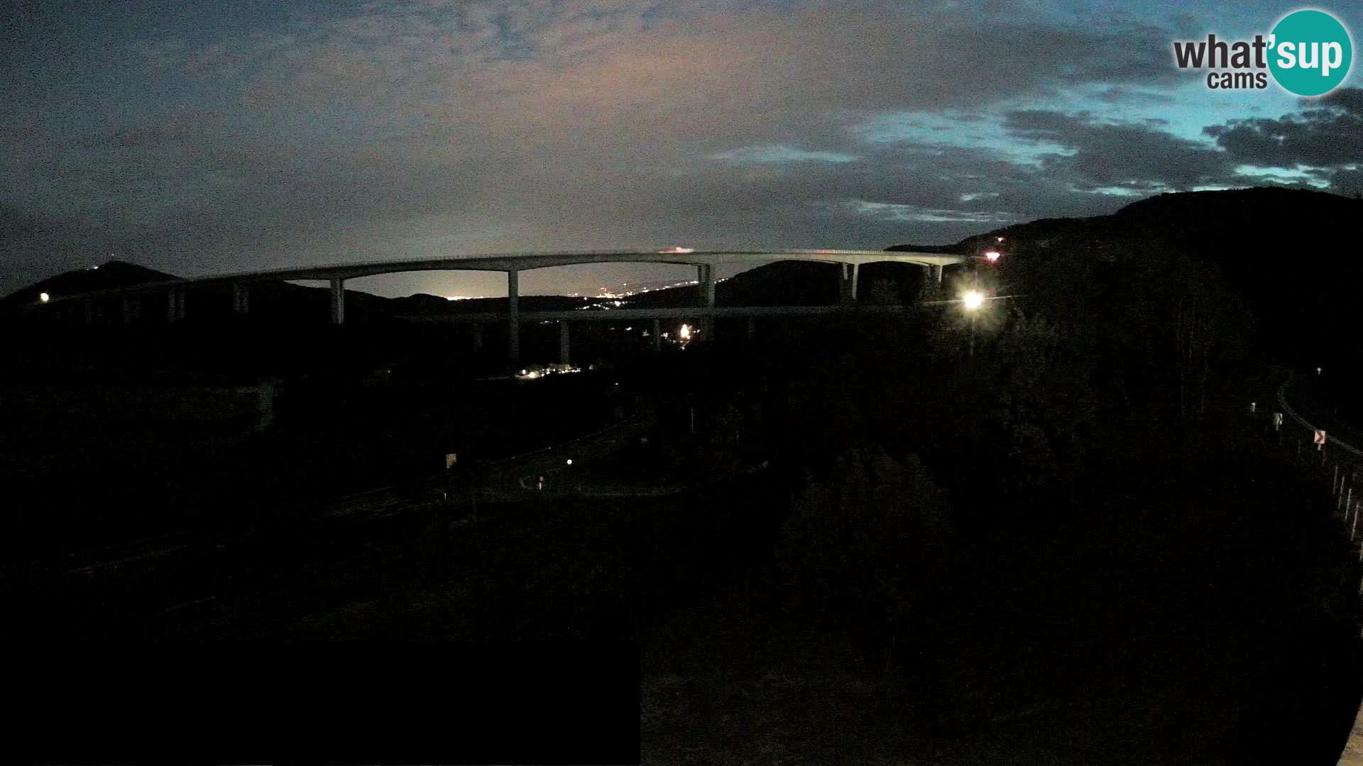 Live cam Črni Kal Viaduc – Viki Burger