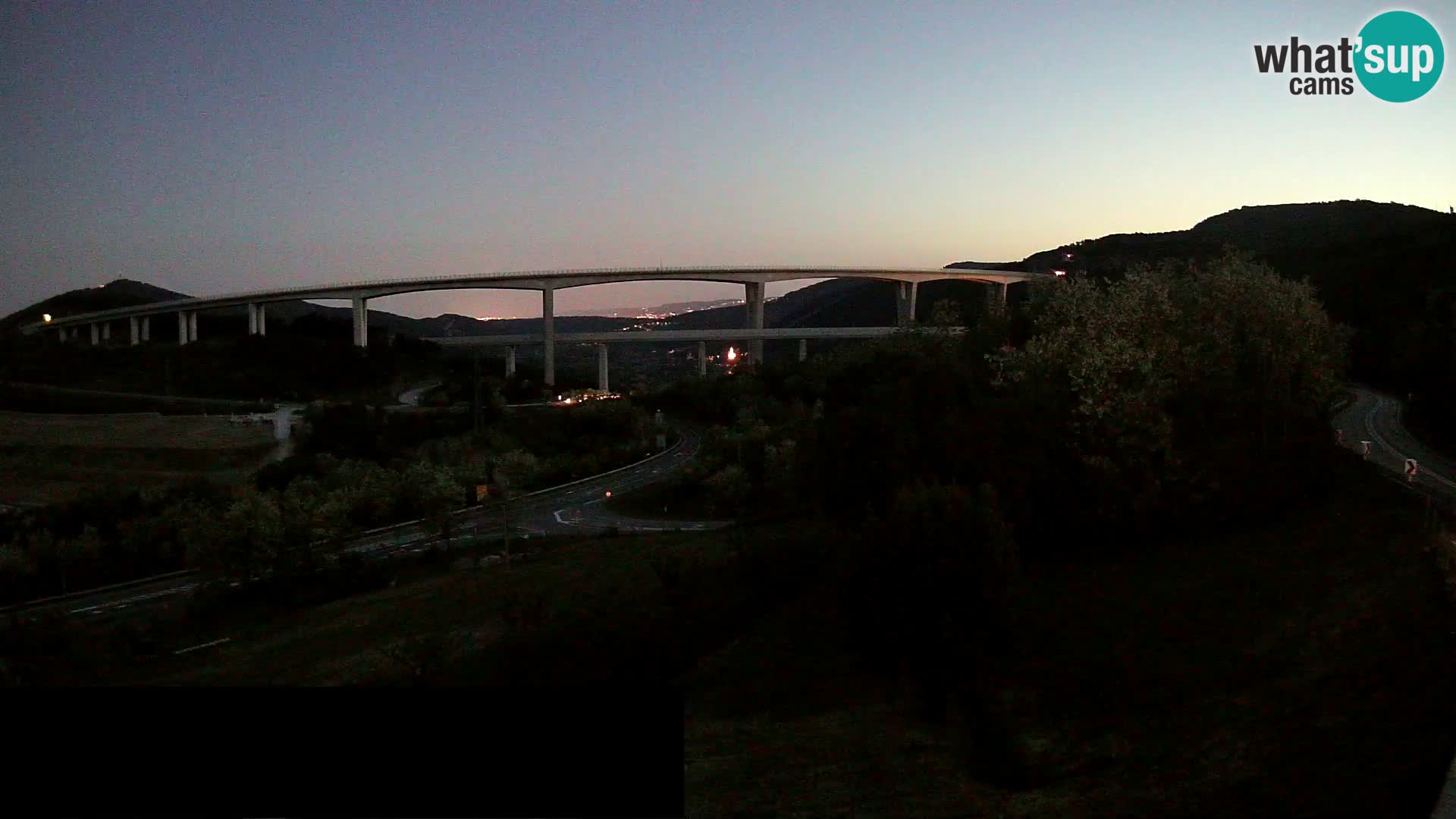 Livecam  Črni Kal Viadotto – panorama dal Viki Burger