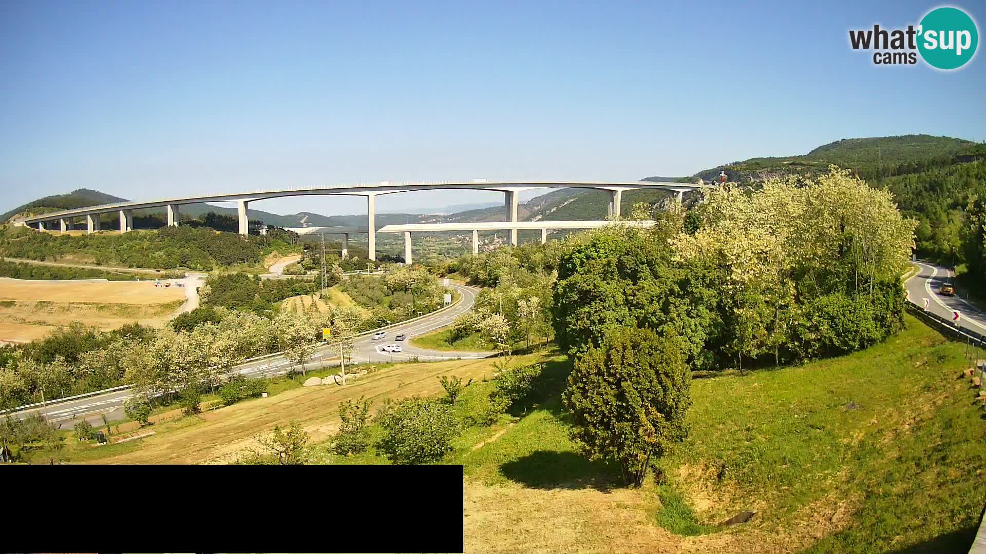 Live cam Črni Kal Viaduc – Viki Burger