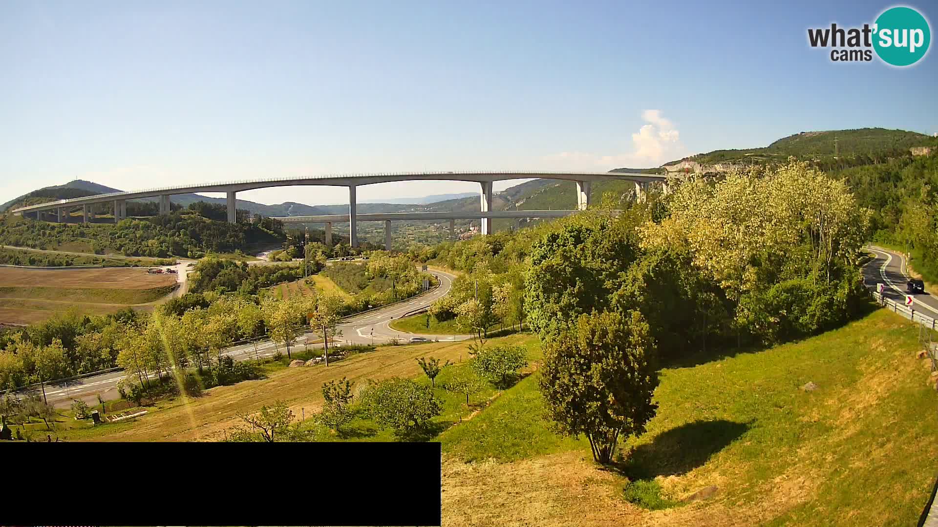 Web kamera Črni Kal Viadukt – pogled sa Viki Burgerja