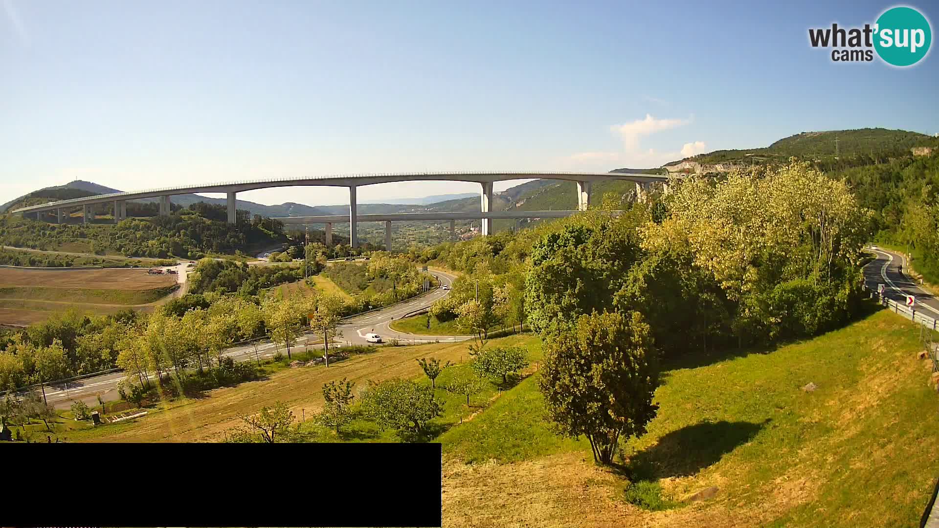 Camera en vivo Črni Kal Viaducto – Viki Burger