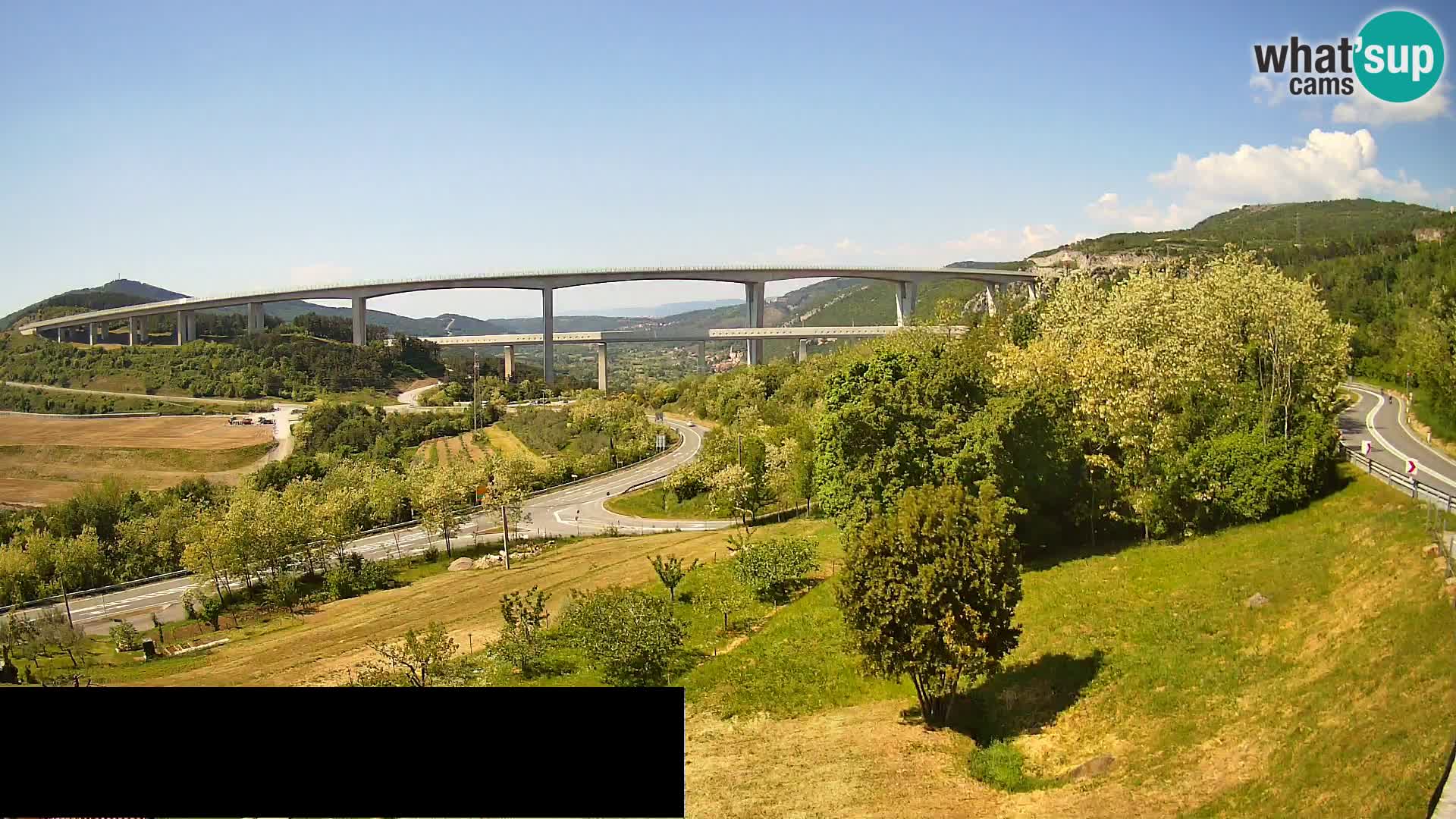 Live cam Črni Kal Viaduc – Viki Burger