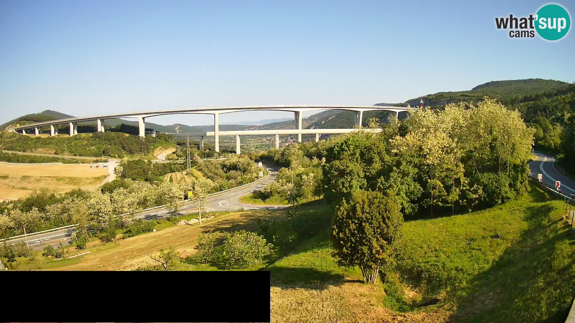 Live cam Črni Kal Viaduc – Viki Burger