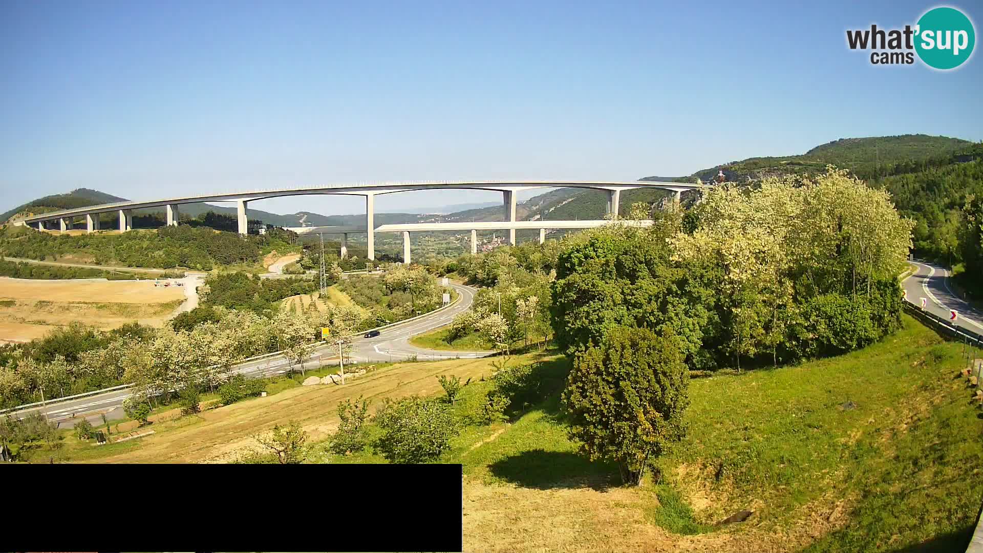 Livecam  Črni Kal Viadotto – panorama dal Viki Burger