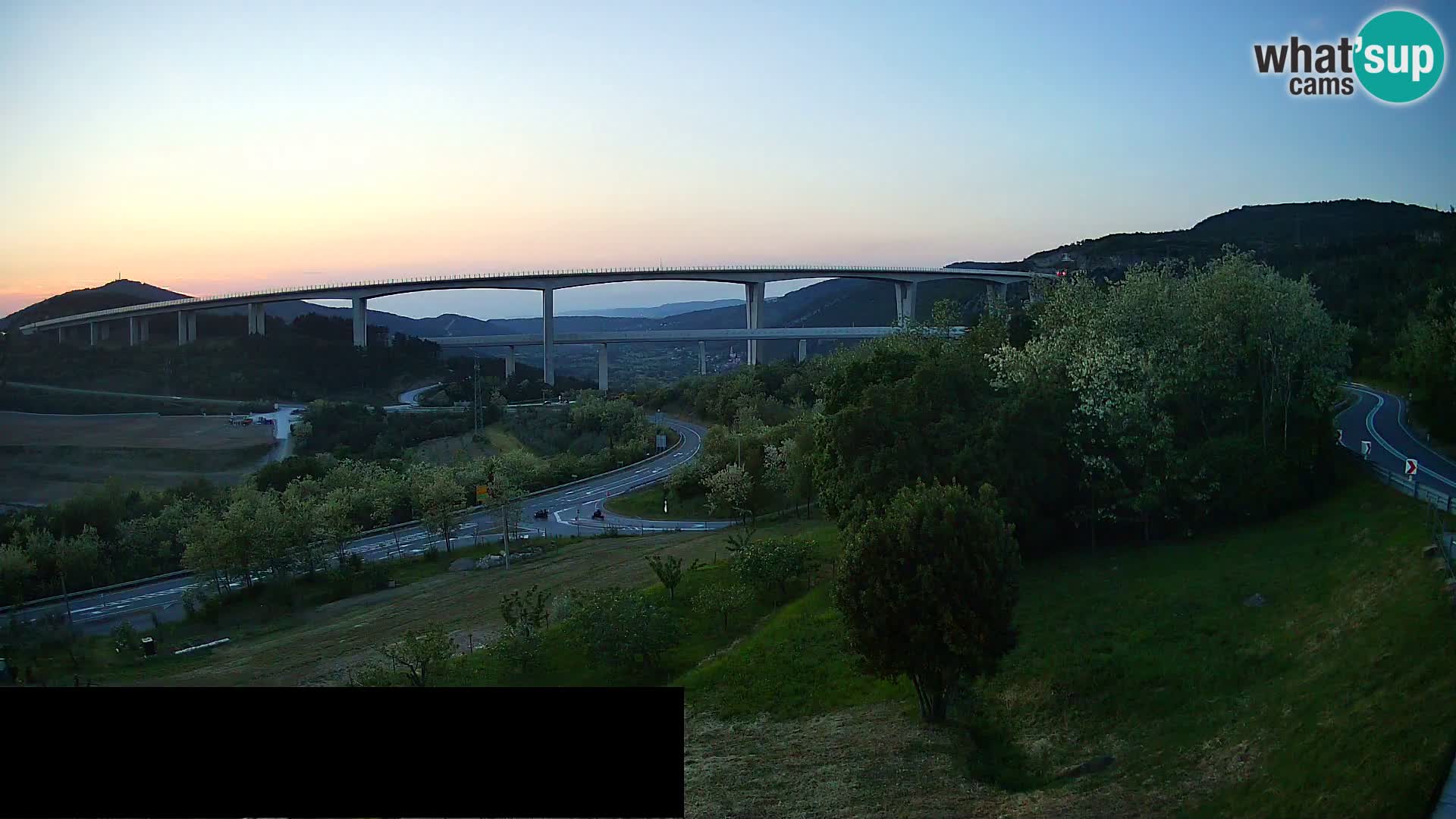 Livecam  Črni Kal Viadotto – panorama dal Viki Burger