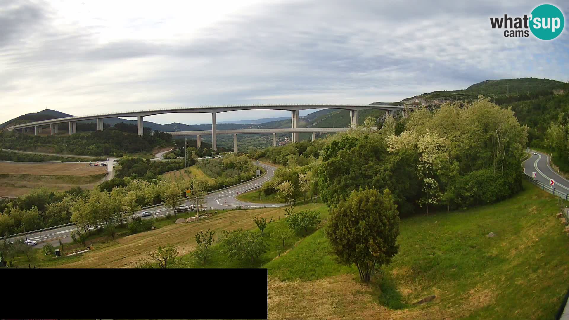Live cam Črni Kal Viaduc – Viki Burger