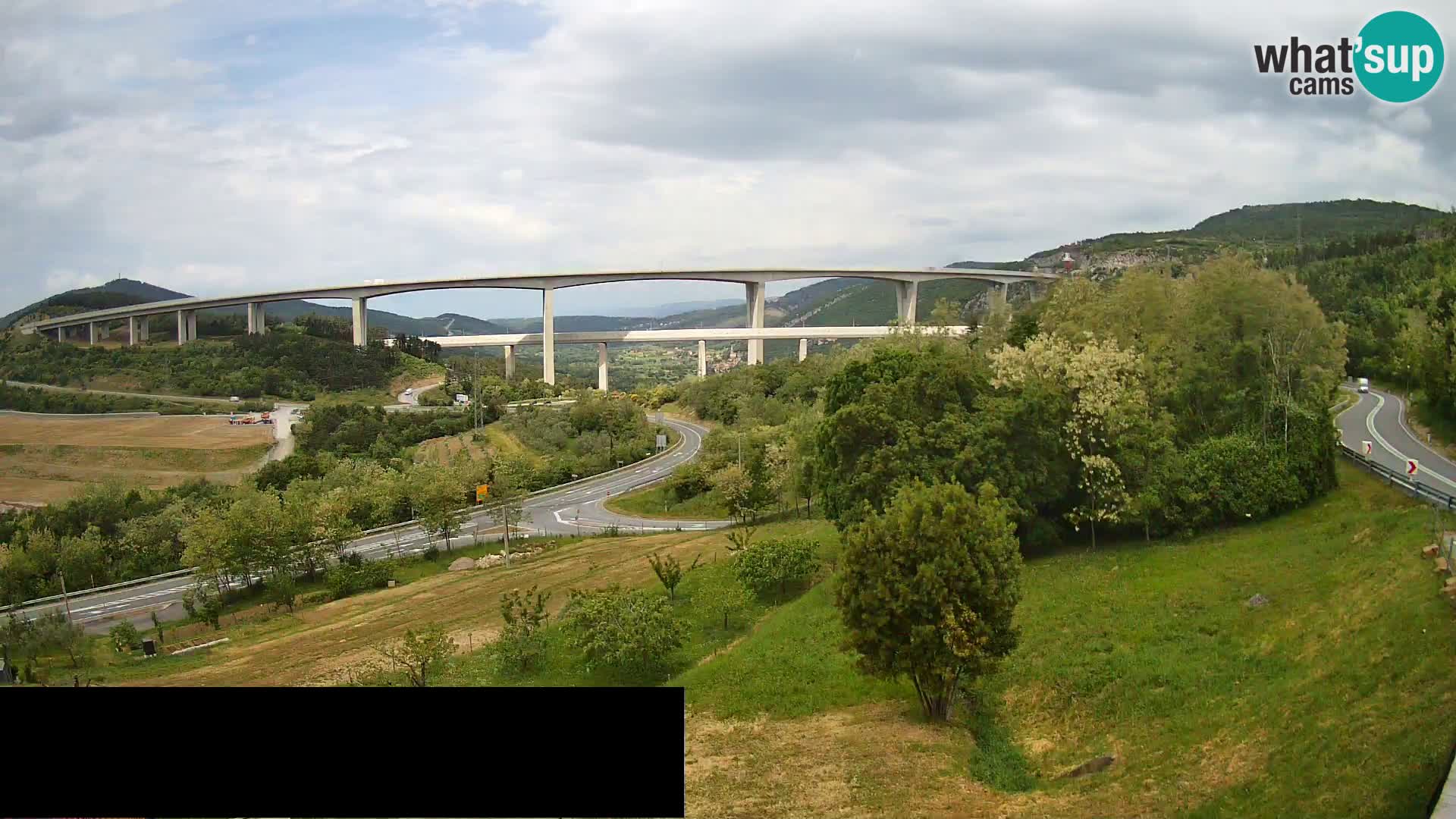 Webcam Črni Kal Viadukt – Viki Burger