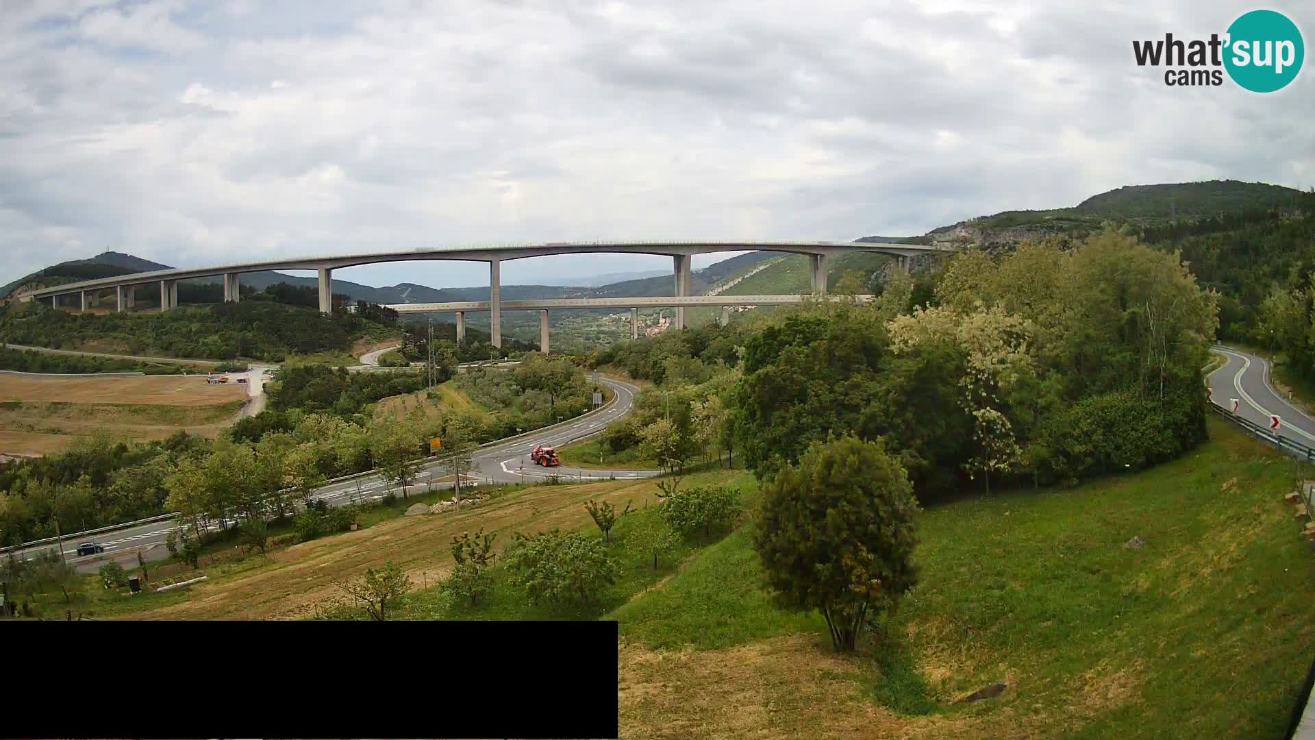 Webcam Črni Kal Viadukt – Viki Burger