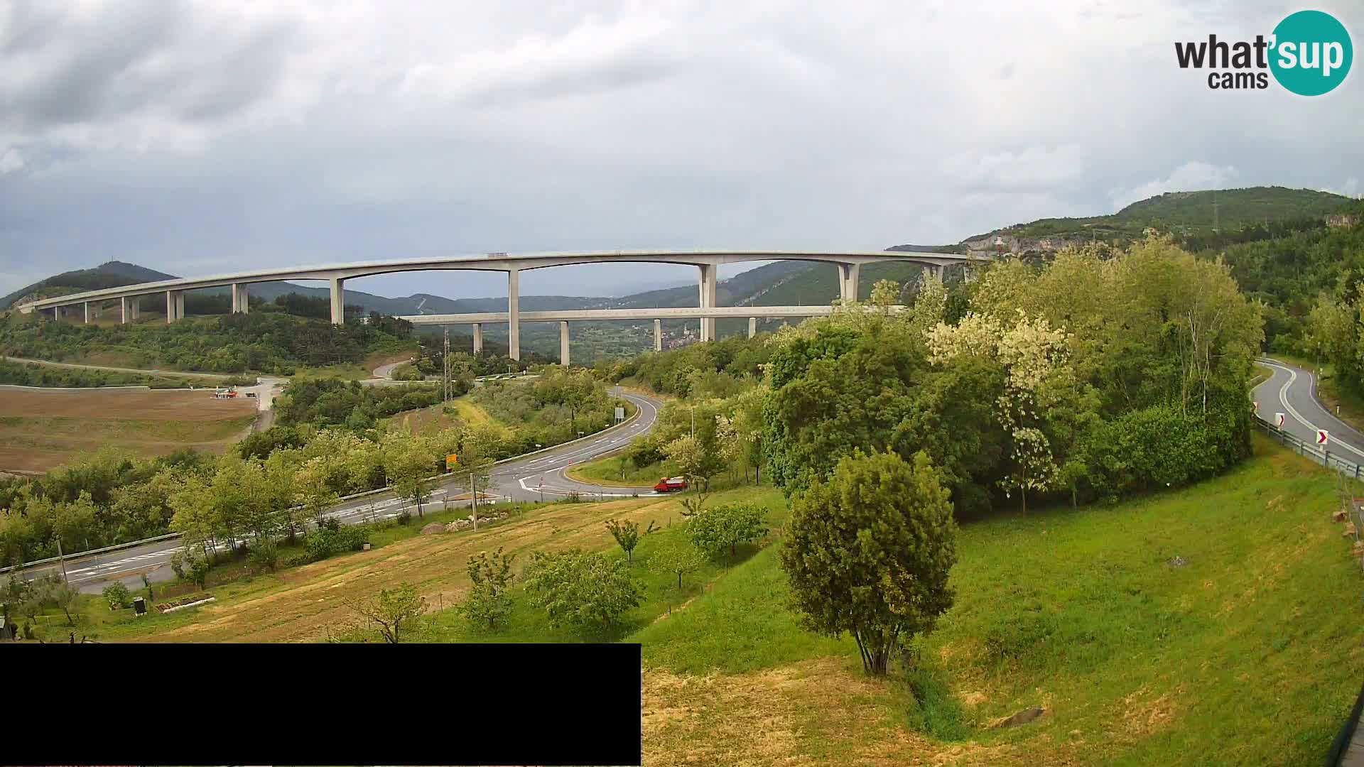 Livecam  Črni Kal Viadotto – panorama dal Viki Burger