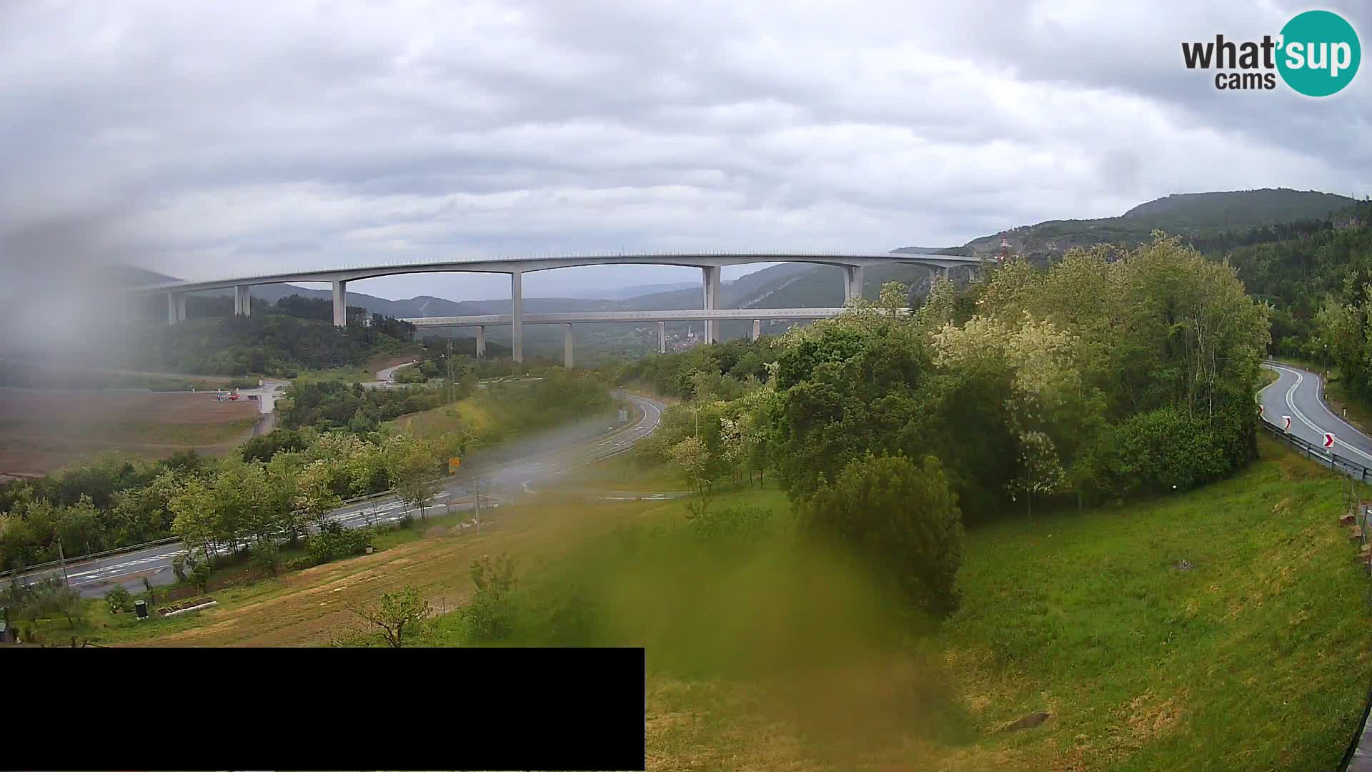 Webcam Črni Kal Viadukt – Viki Burger