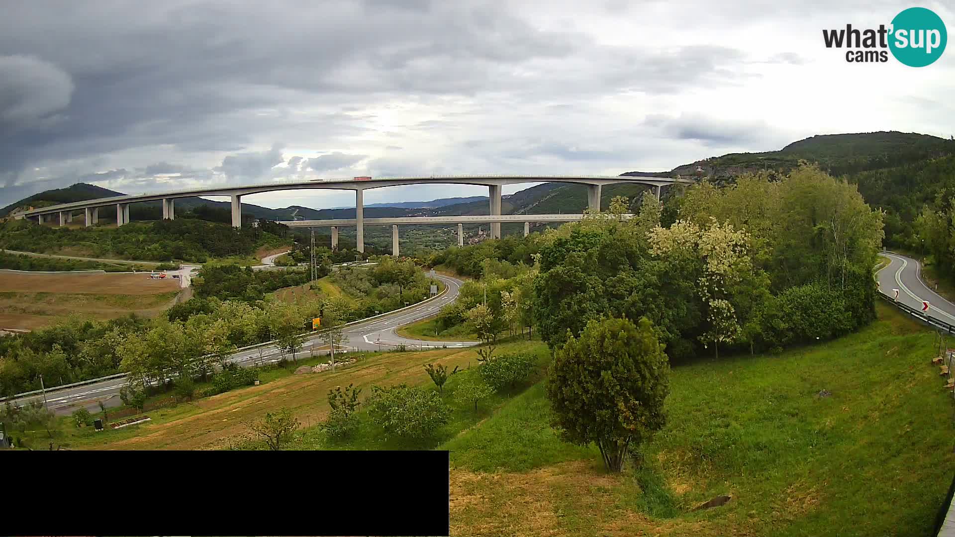 Webcam Črni Kal Viadukt – Viki Burger