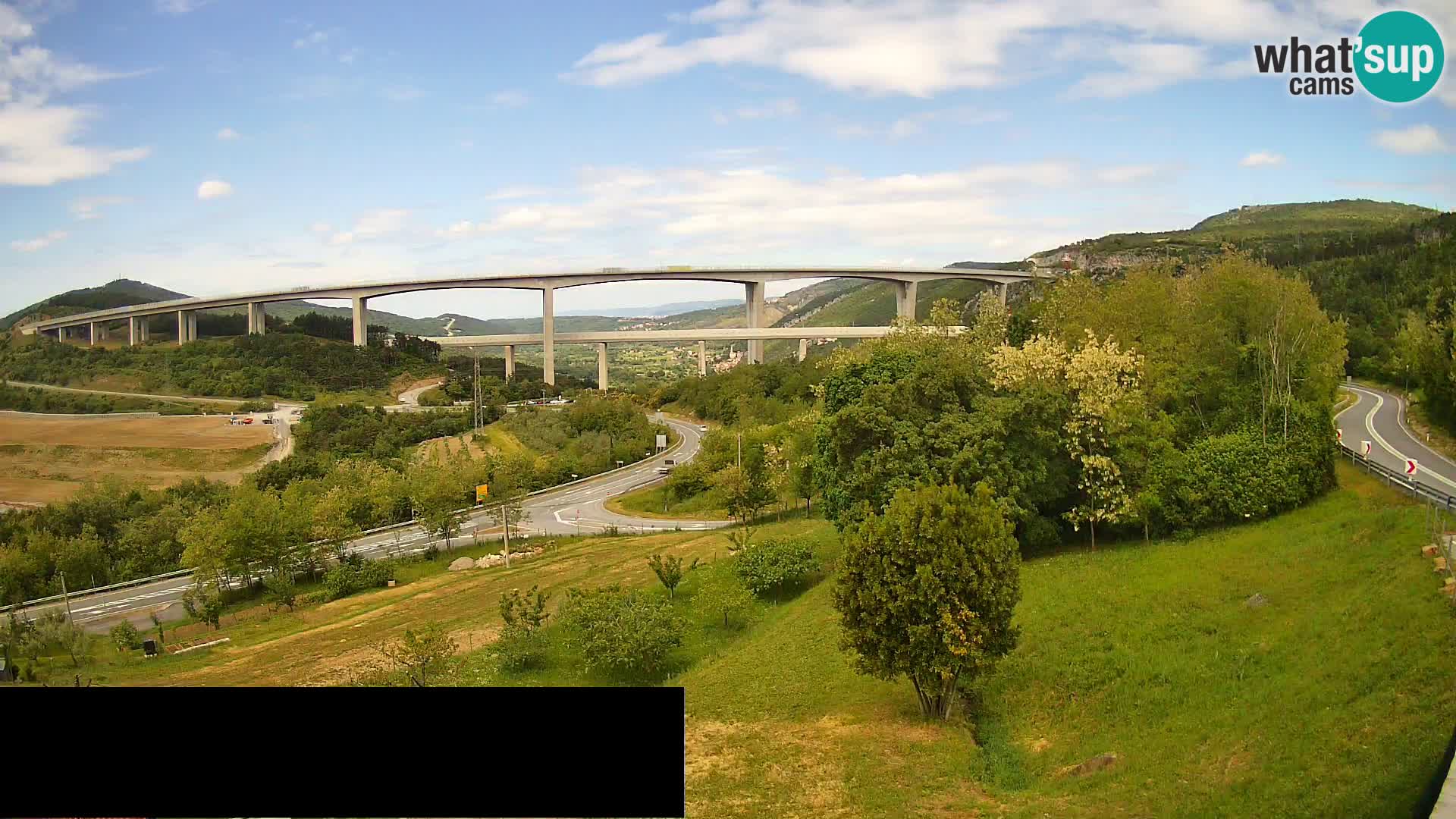 Live cam Črni Kal Viaduc – Viki Burger