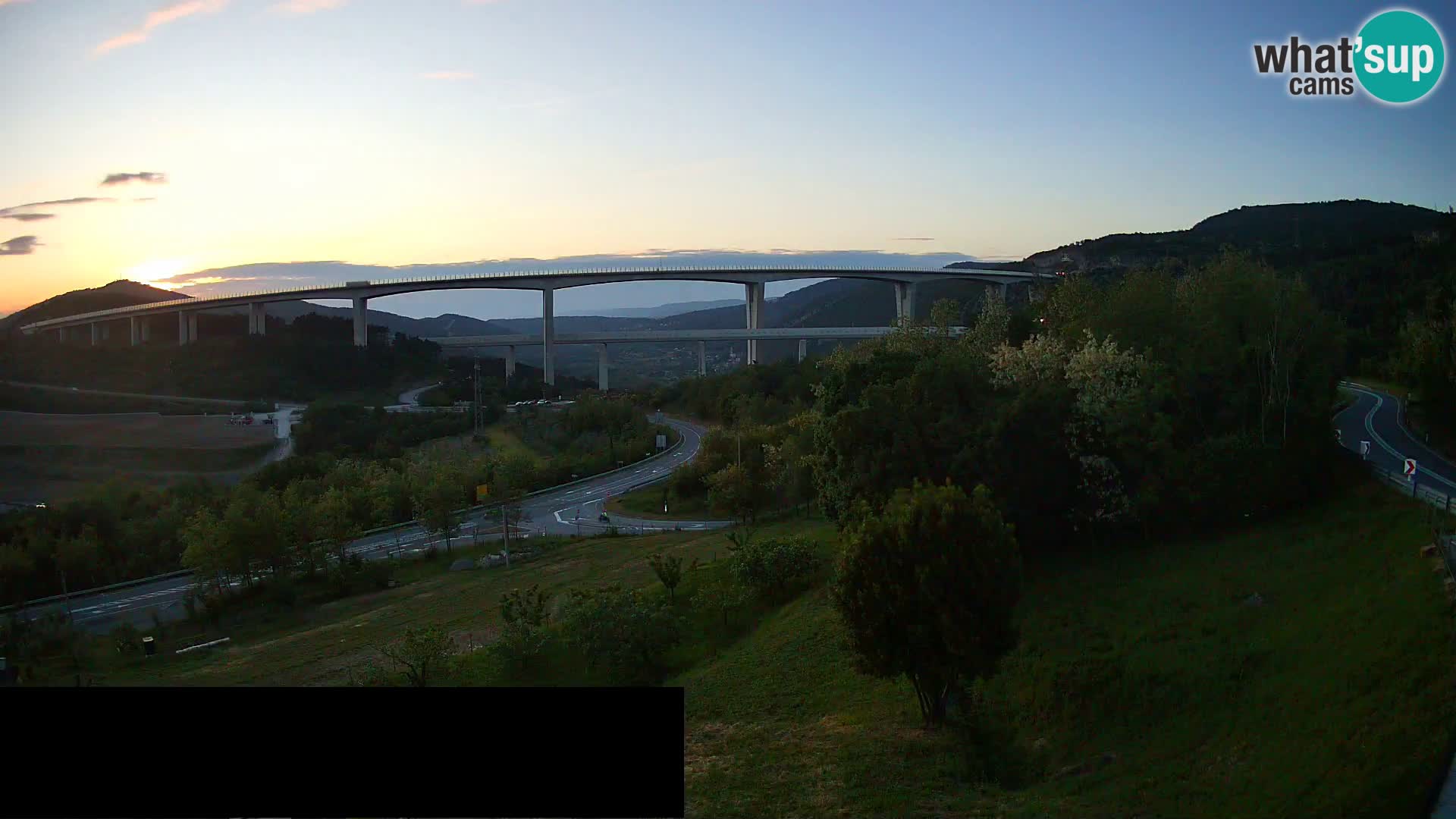 Livecam  Črni Kal Viadotto – panorama dal Viki Burger