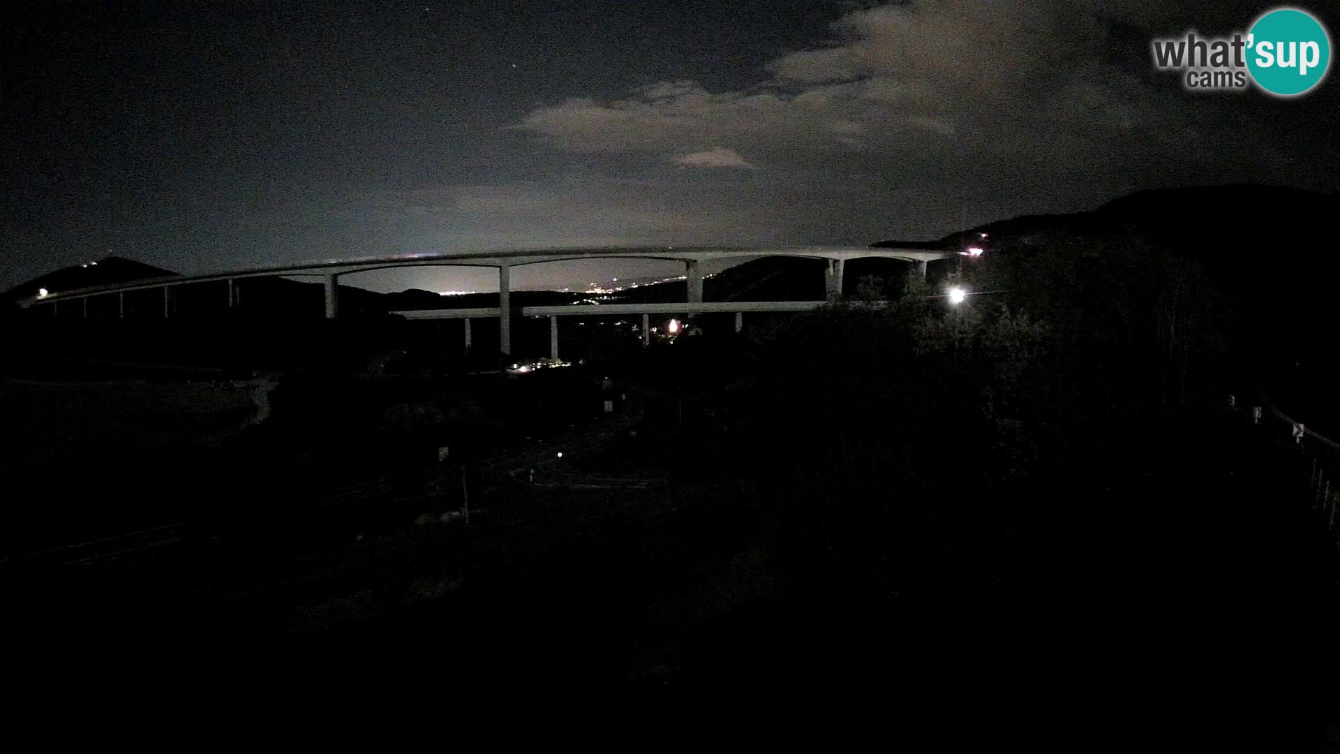 Live cam Črni Kal Viaduc – Viki Burger