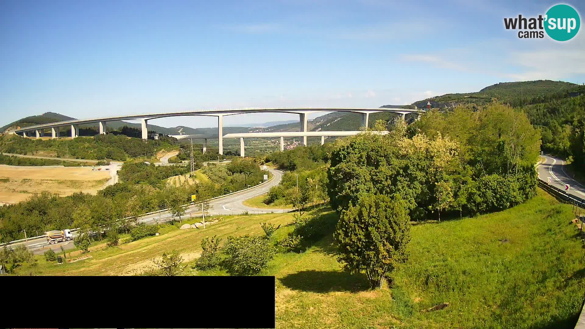 Webcam Črni Kal Viaduct – view from Viki Burger