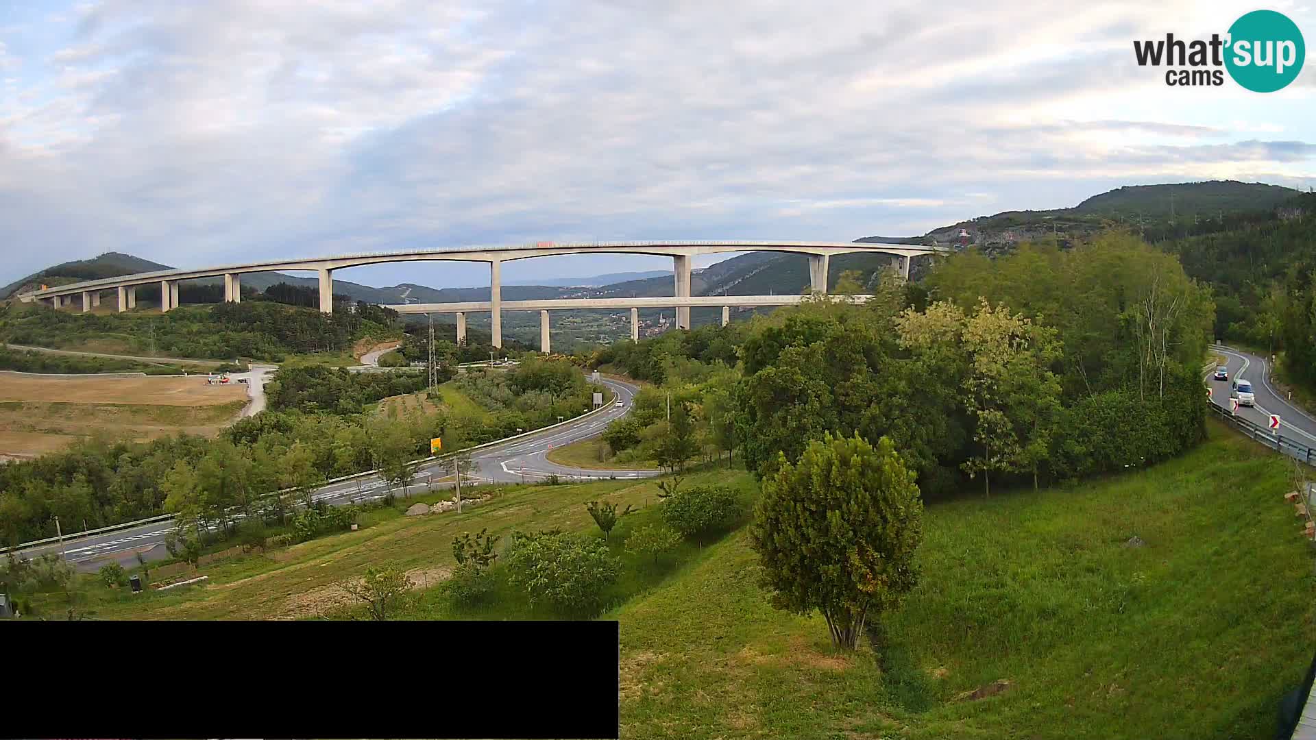 Web kamera Črni Kal Viadukt – pogled sa Viki Burgerja