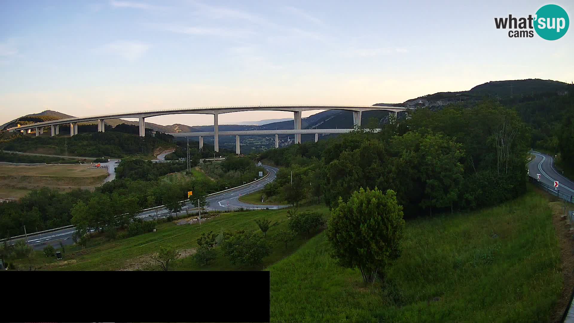 Livecam  Črni Kal Viadotto – panorama dal Viki Burger