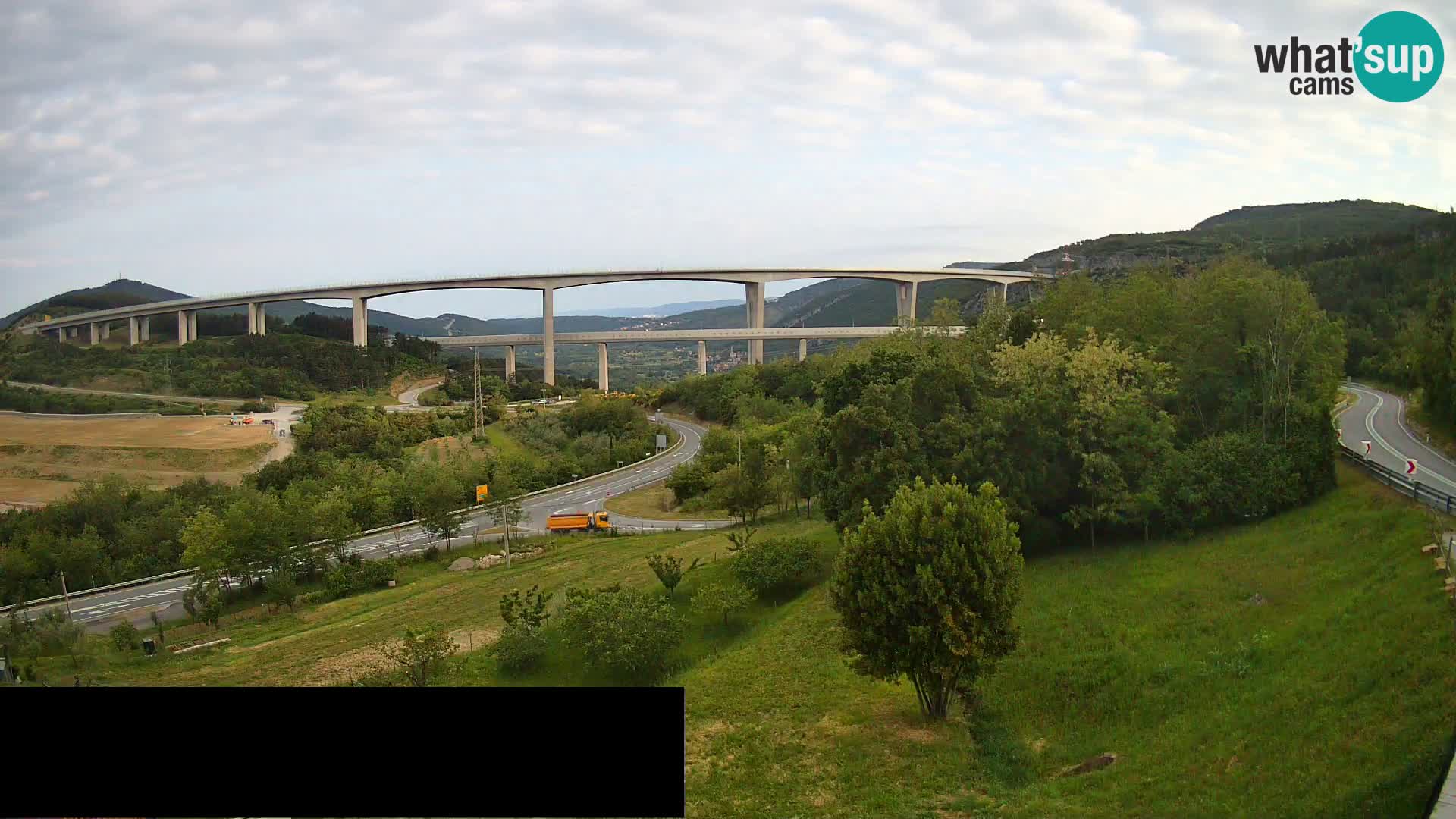 Livecam  Črni Kal Viadotto – panorama dal Viki Burger