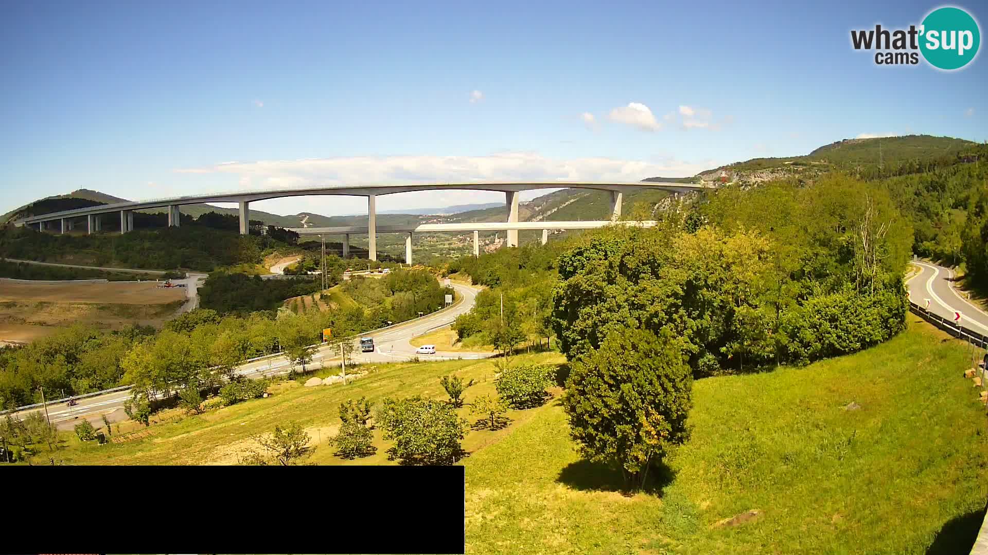 Kamera v živo Črni Kal Viadukt – pogled z Viki Burgerja