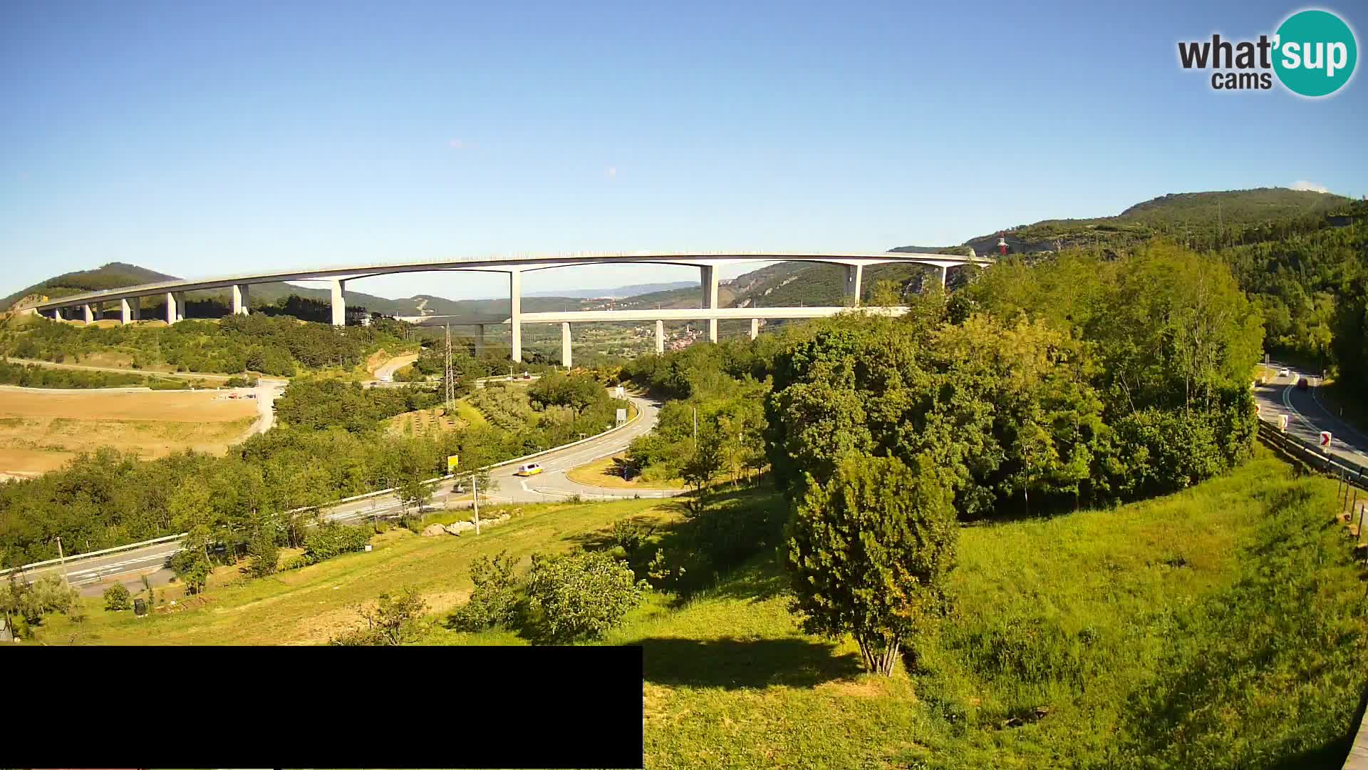 Webcam Črni Kal Viadukt – Viki Burger