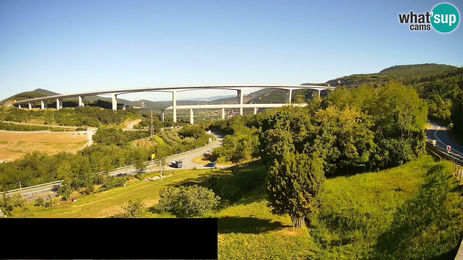 Livecam  Črni Kal Viadotto – panorama dal Viki Burger