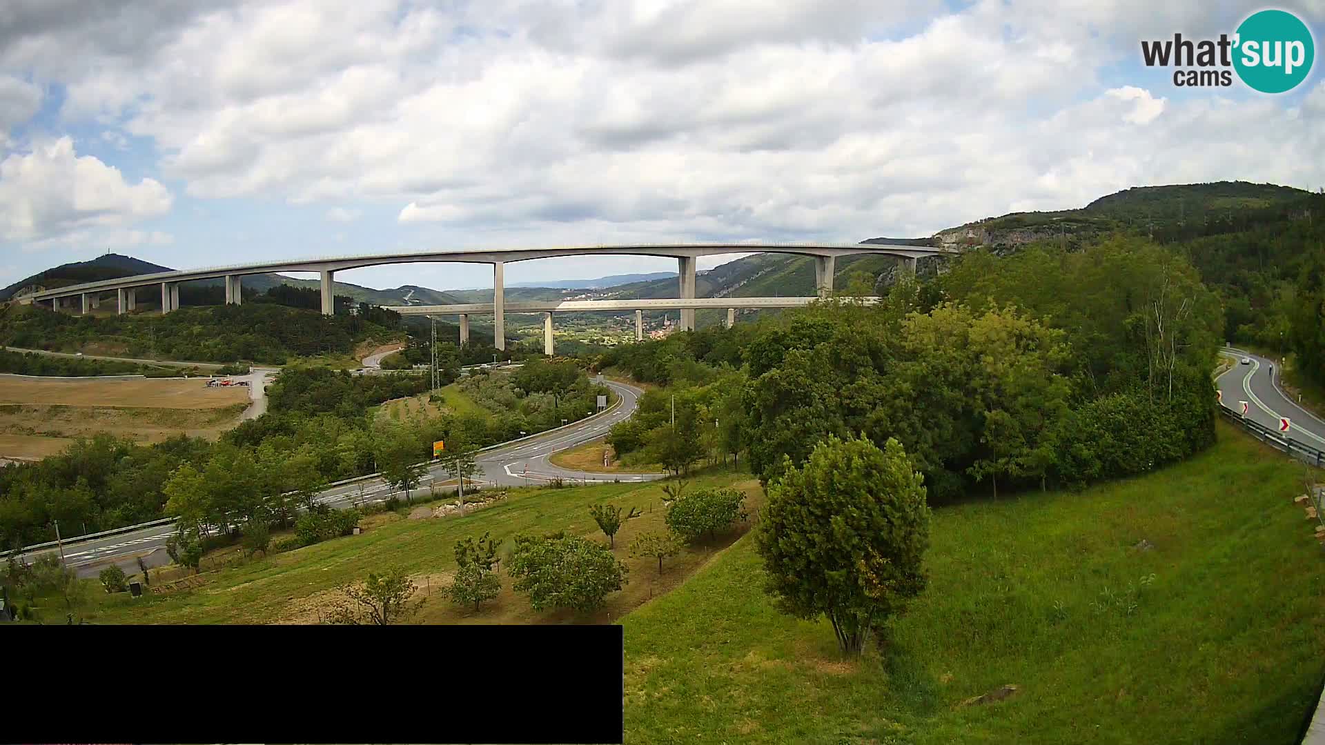 Webcam Črni Kal Viaduct – view from Viki Burger