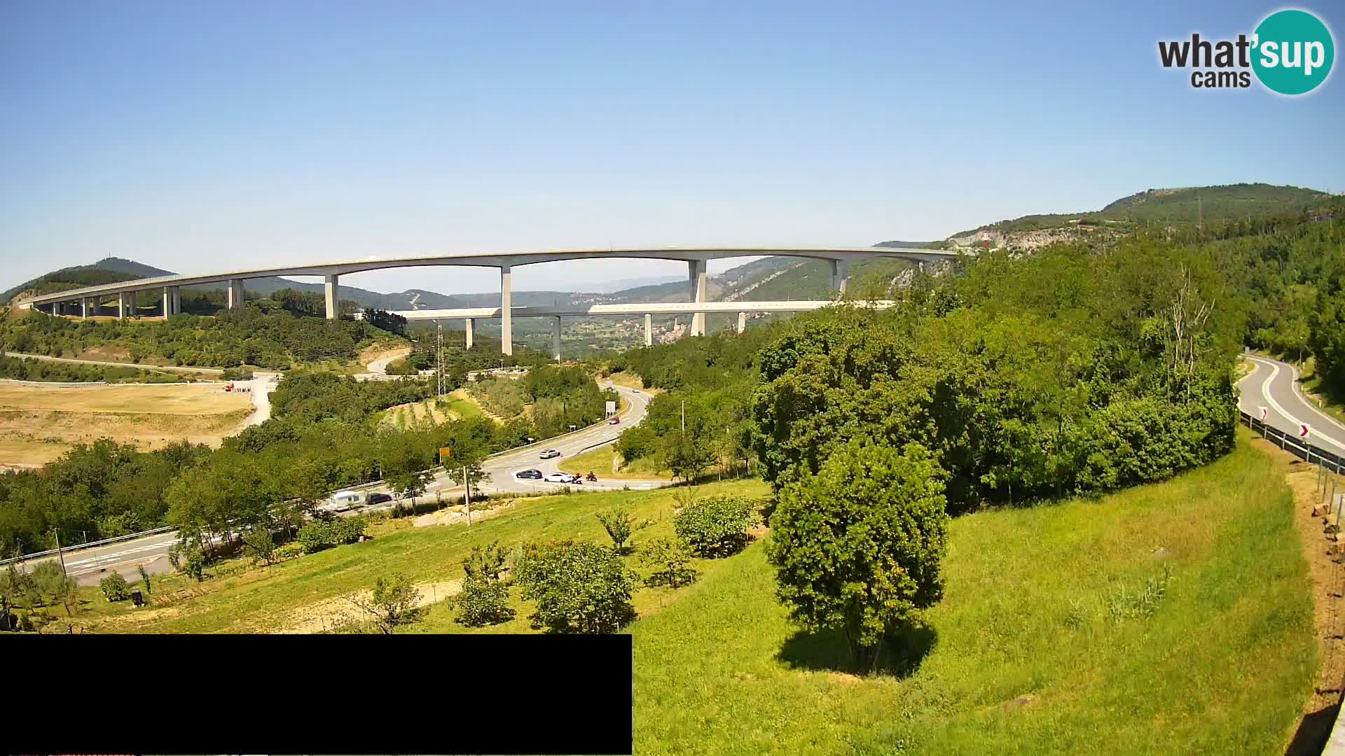 Live cam Črni Kal Viaduc – Viki Burger