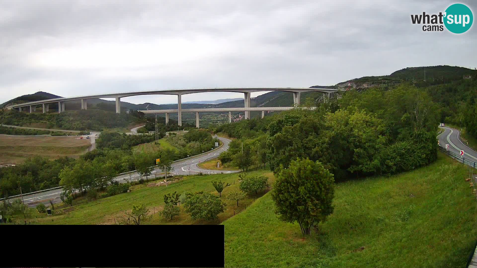 Livecam  Črni Kal Viadotto – panorama dal Viki Burger